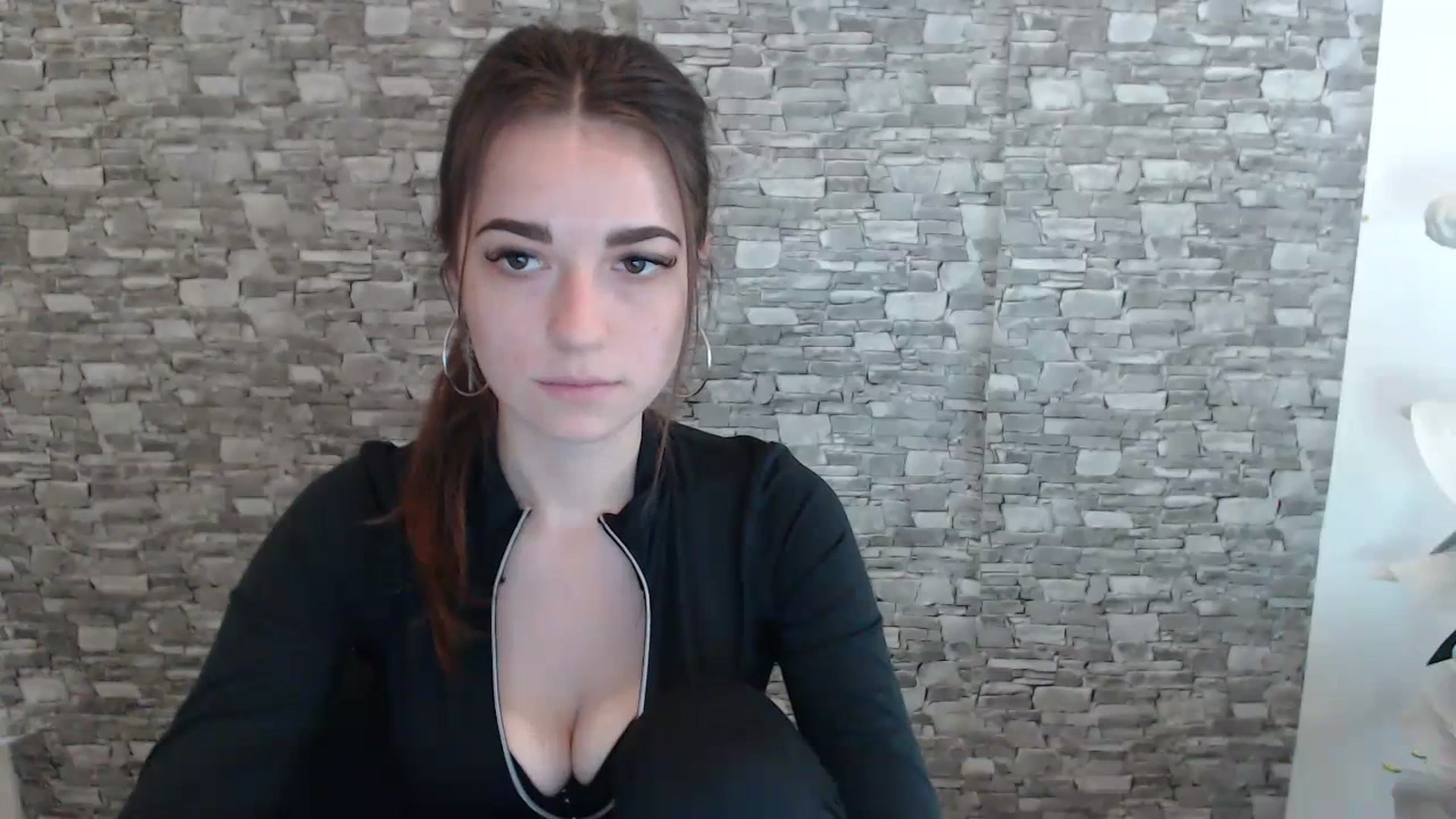 Gallery image thumbnail from Eva_Eldis's myfreecams stream on, 06/29/2023, 11:39 image 16 of 20