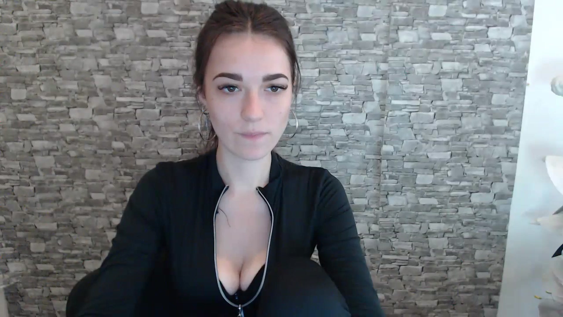 Gallery image thumbnail from Eva_Eldis's myfreecams stream on, 06/29/2023, 11:39 image 10 of 20
