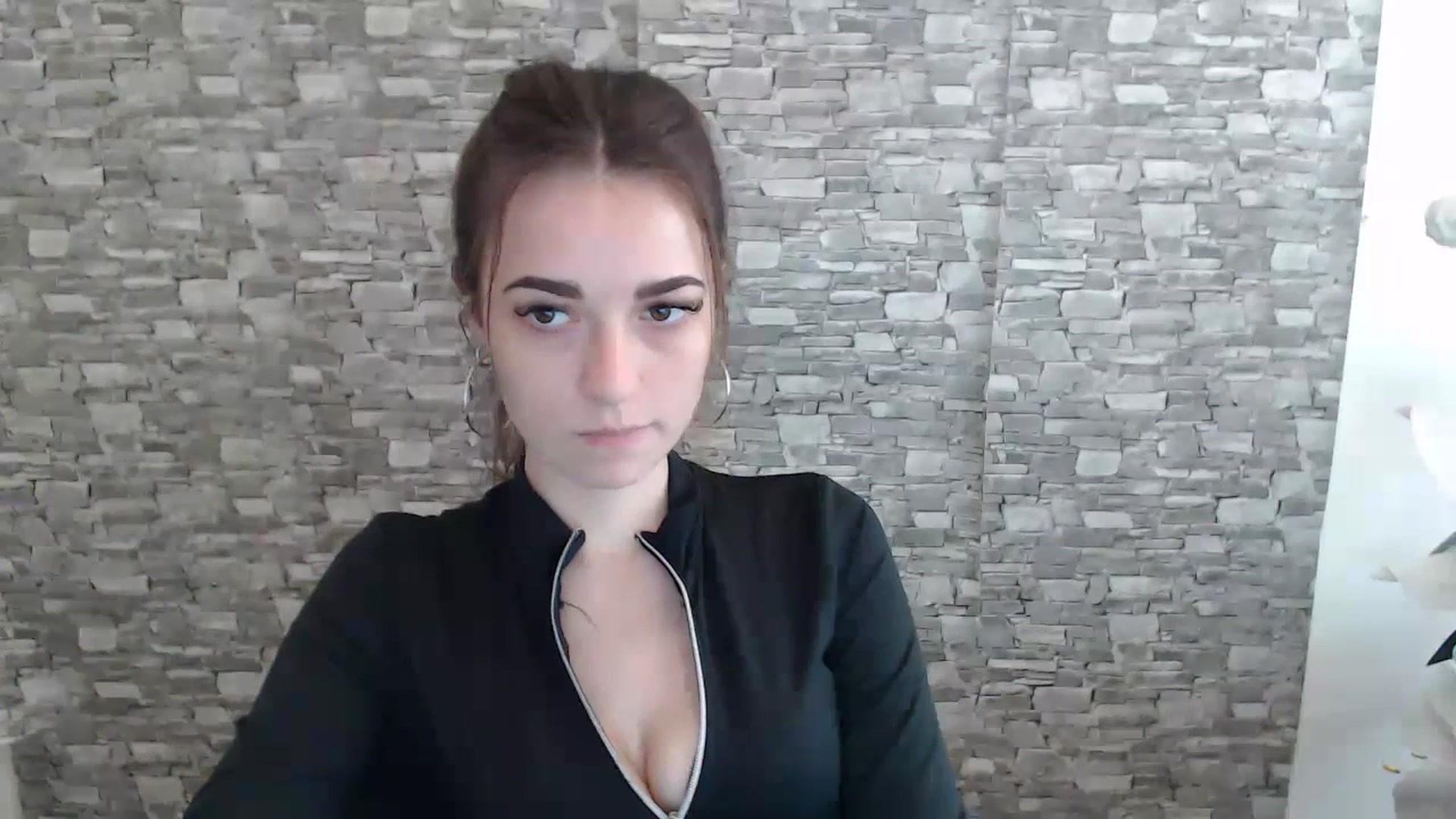 Gallery image thumbnail from Eva_Eldis's myfreecams stream on, 06/29/2023, 11:39 image 3 of 20