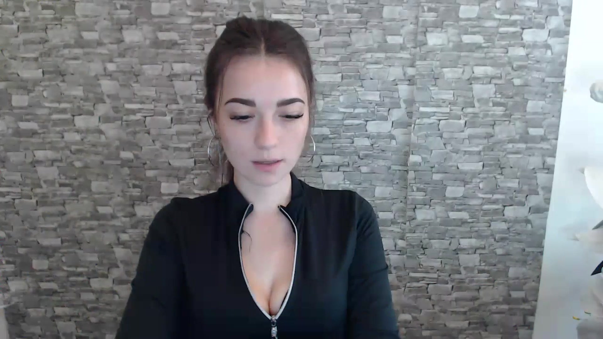 Gallery image thumbnail from Eva_Eldis's myfreecams stream on, 06/29/2023, 11:39 image 5 of 20