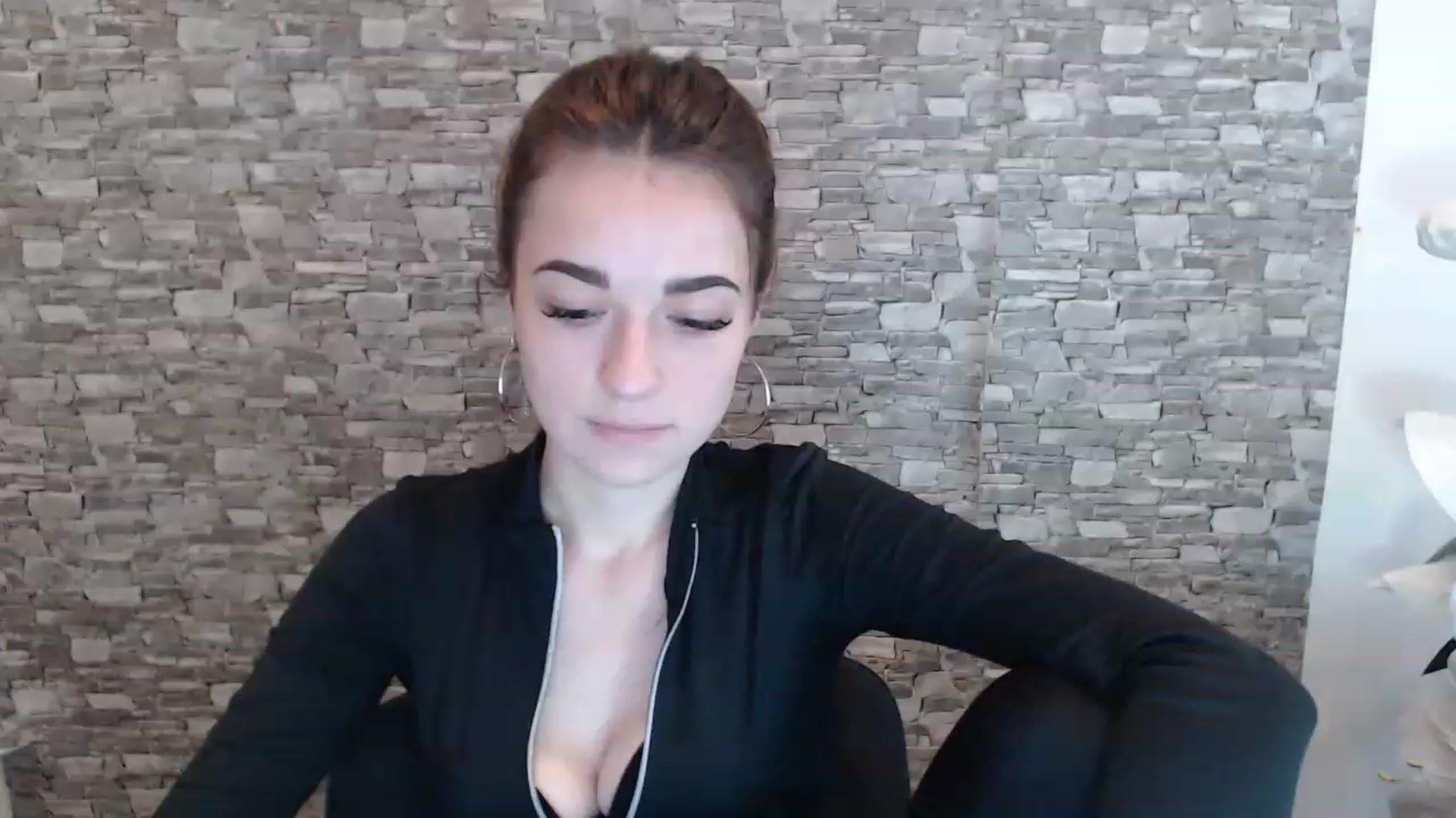 Gallery image thumbnail from Eva_Eldis's myfreecams stream on, 06/29/2023, 13:25 image 15 of 20