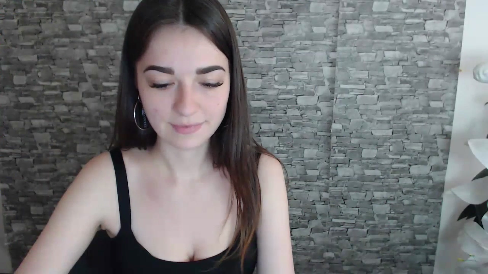 Gallery image thumbnail from Eva_Eldis's myfreecams stream on, 06/30/2023, 14:22 image 17 of 20