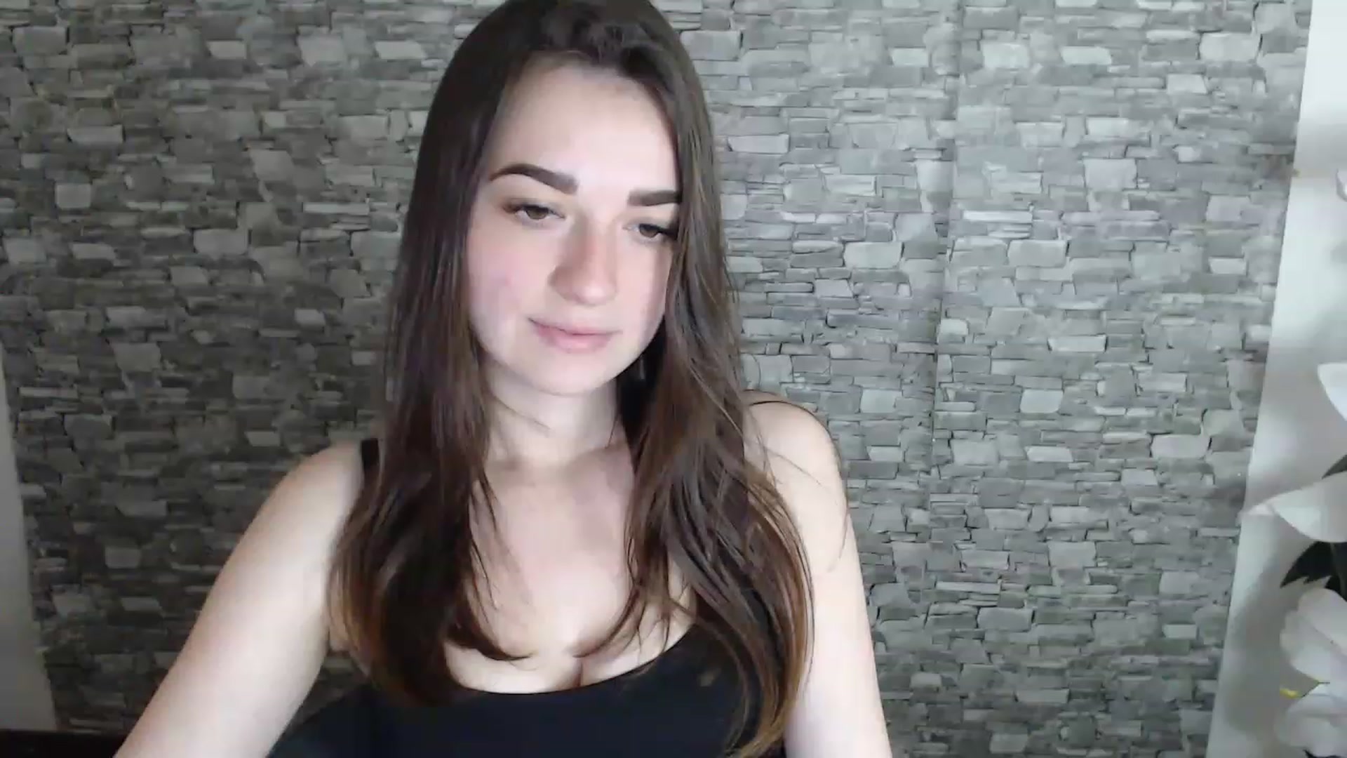 Gallery image thumbnail from Eva_Eldis's myfreecams stream on, 06/30/2023, 17:38 image 9 of 20