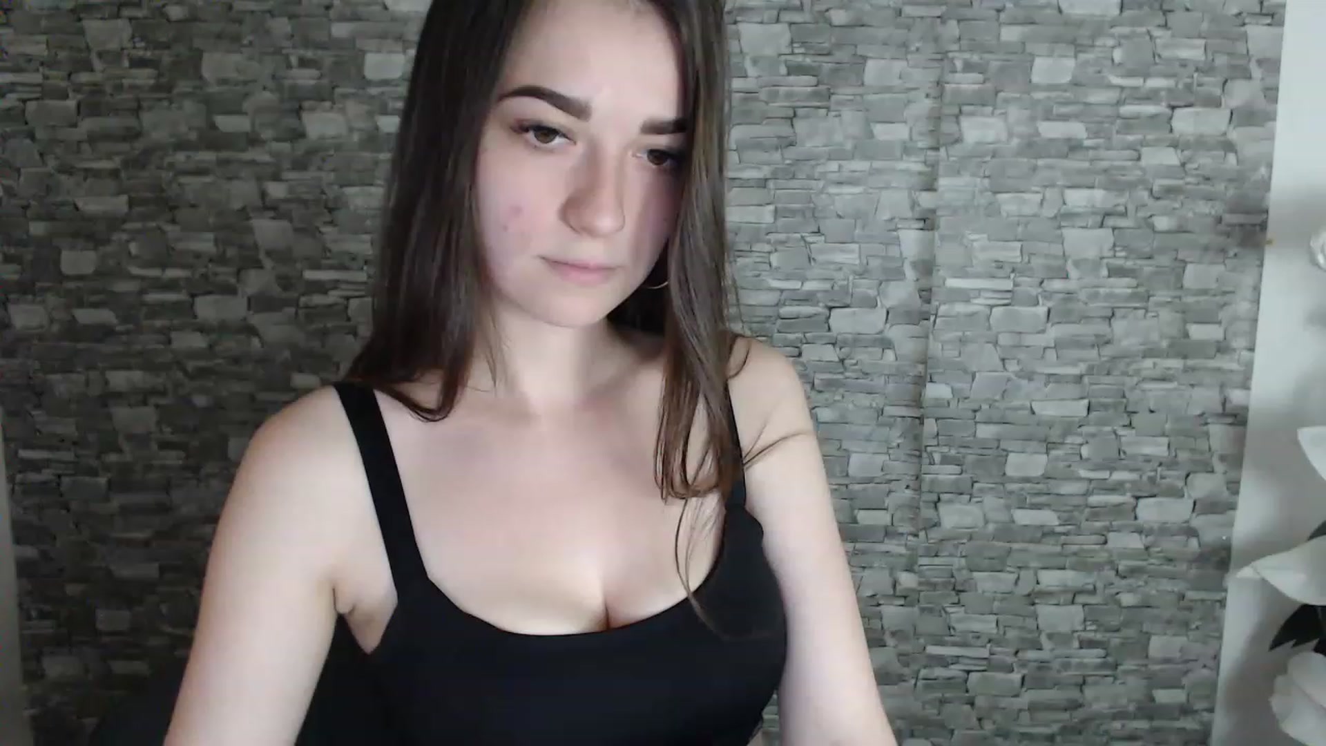Gallery image thumbnail from Eva_Eldis's myfreecams stream on, 06/30/2023, 17:38 image 17 of 20