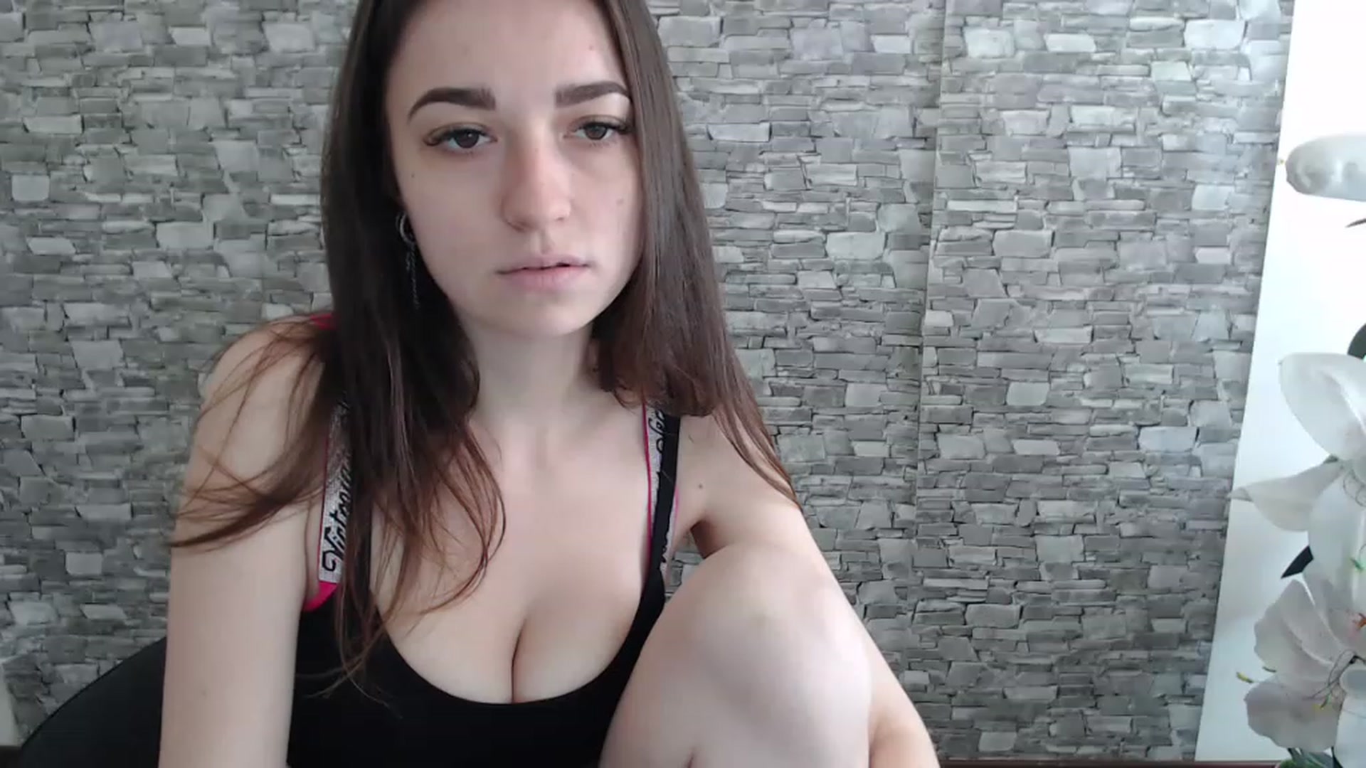 Gallery image thumbnail from Eva_Eldis's myfreecams stream on, 07/04/2023, 07:49 image 12 of 20