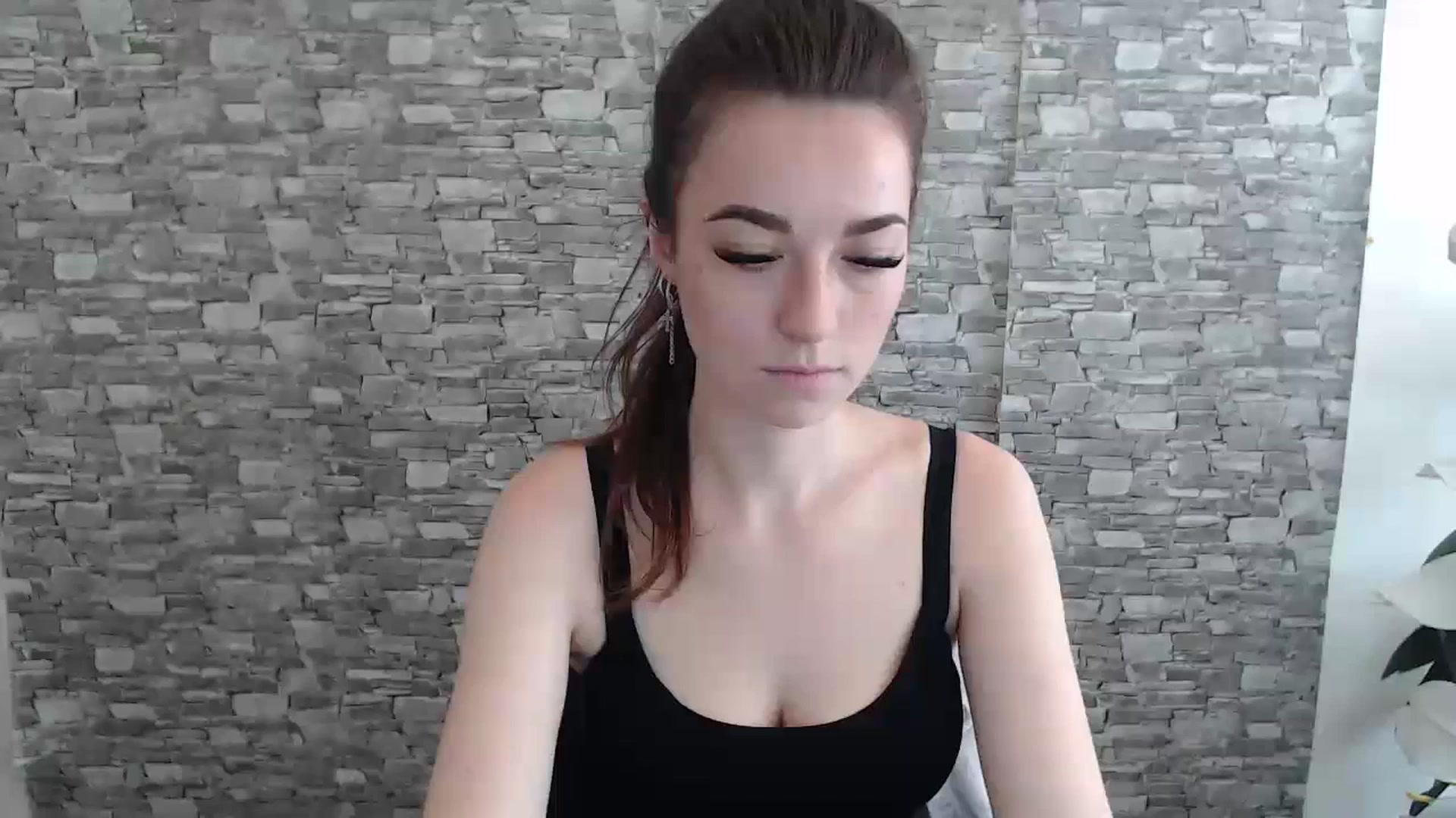 Gallery image thumbnail from Eva_Eldis's myfreecams stream on, 07/08/2023, 09:24 image 7 of 20