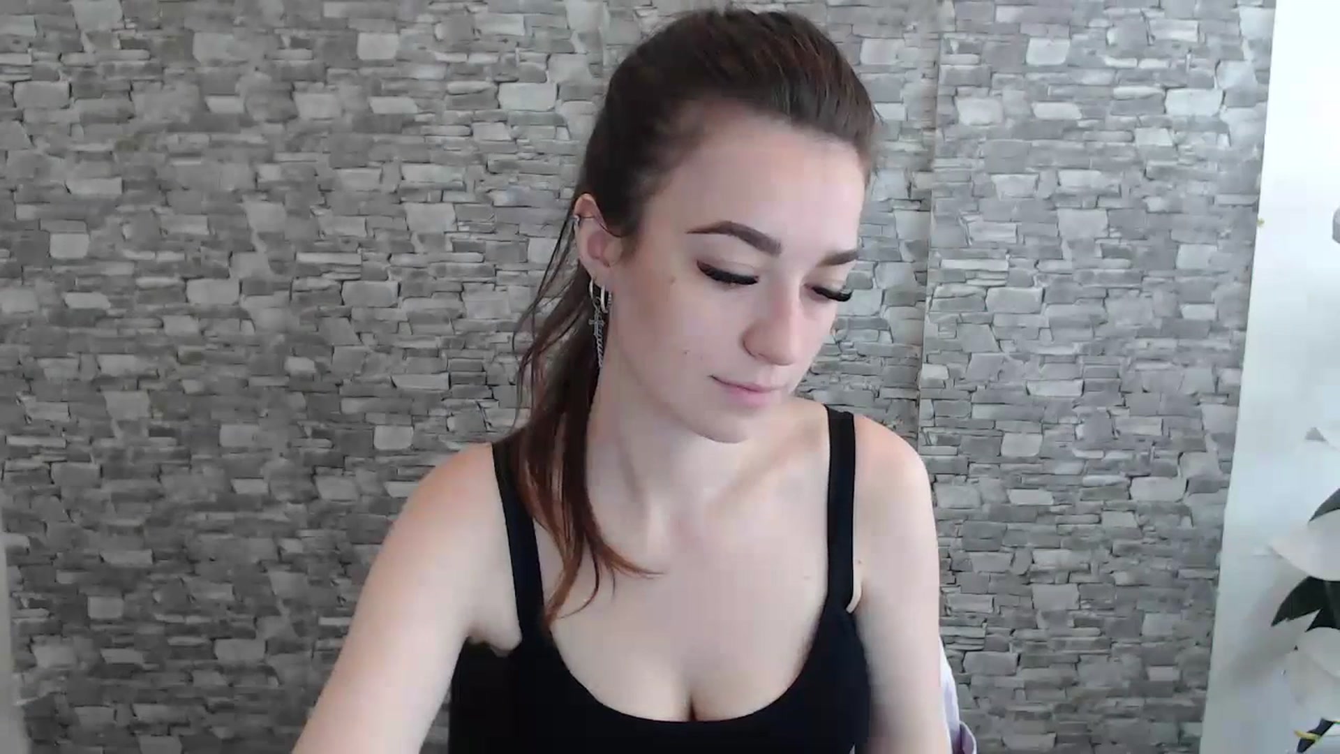 Gallery image thumbnail from Eva_Eldis's myfreecams stream on, 07/08/2023, 09:24 image 4 of 20