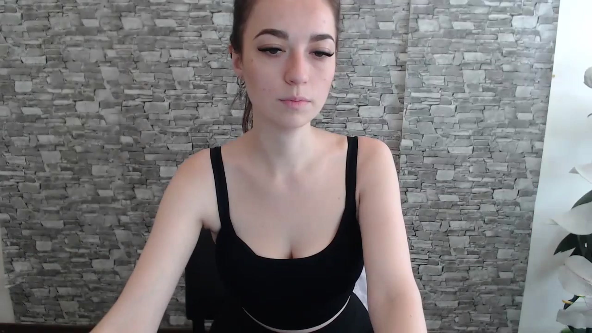 Gallery image thumbnail from Eva_Eldis's myfreecams stream on, 07/08/2023, 09:24 image 10 of 20