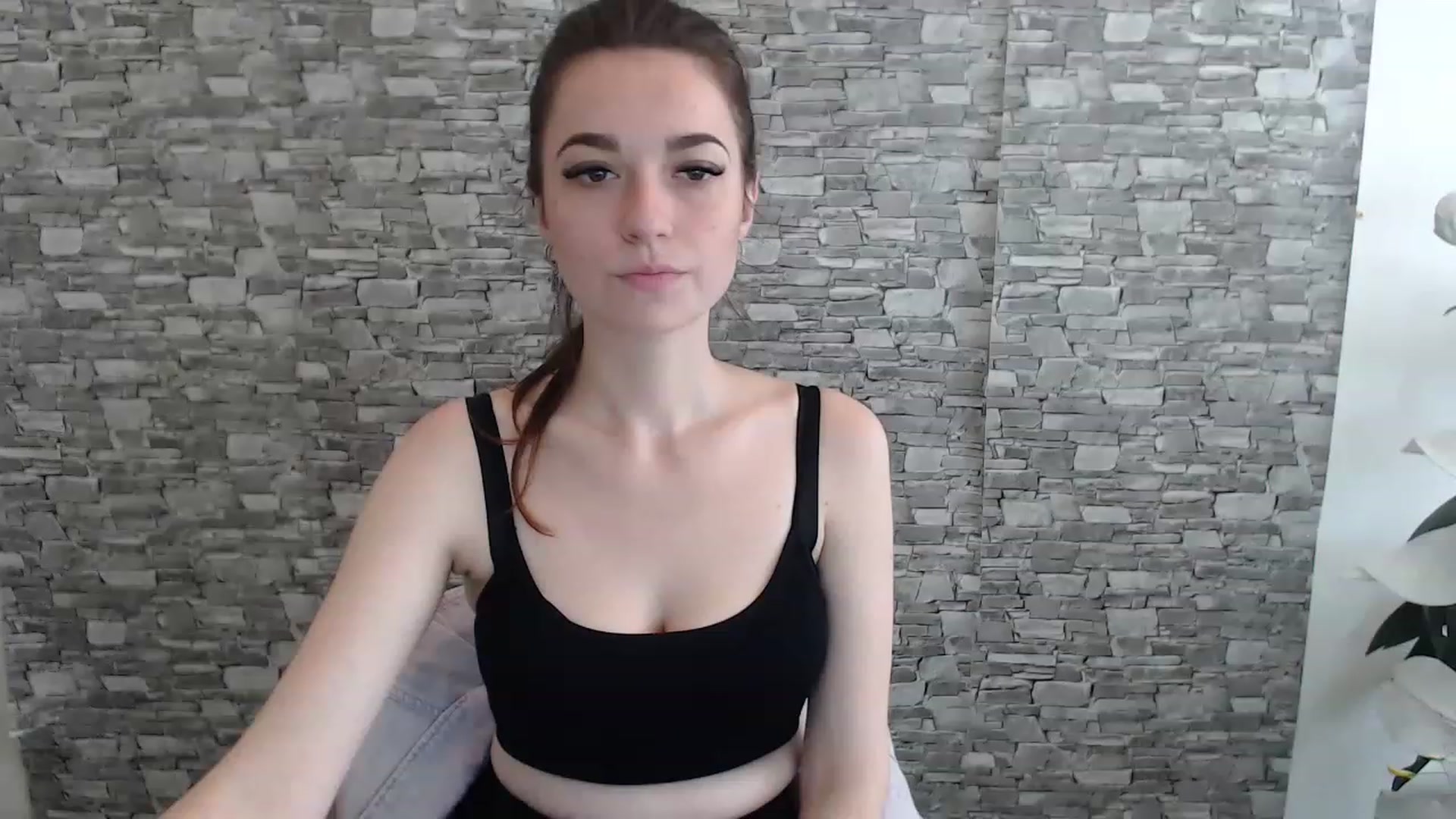 Gallery image thumbnail from Eva_Eldis's myfreecams stream on, 07/08/2023, 10:47 image 2 of 20