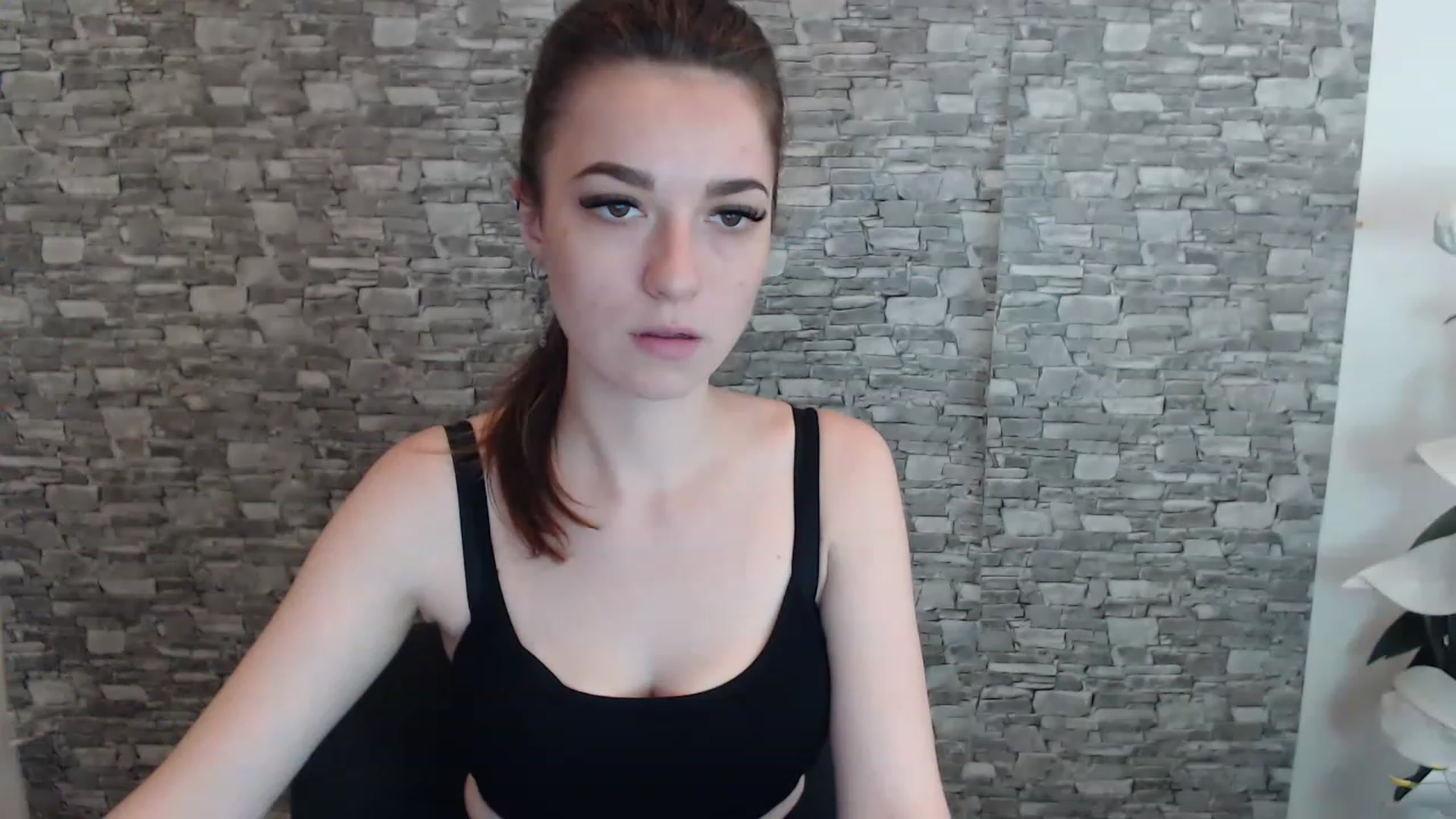 Gallery image thumbnail from Eva_Eldis's myfreecams stream on, 07/08/2023, 14:37 image 15 of 20