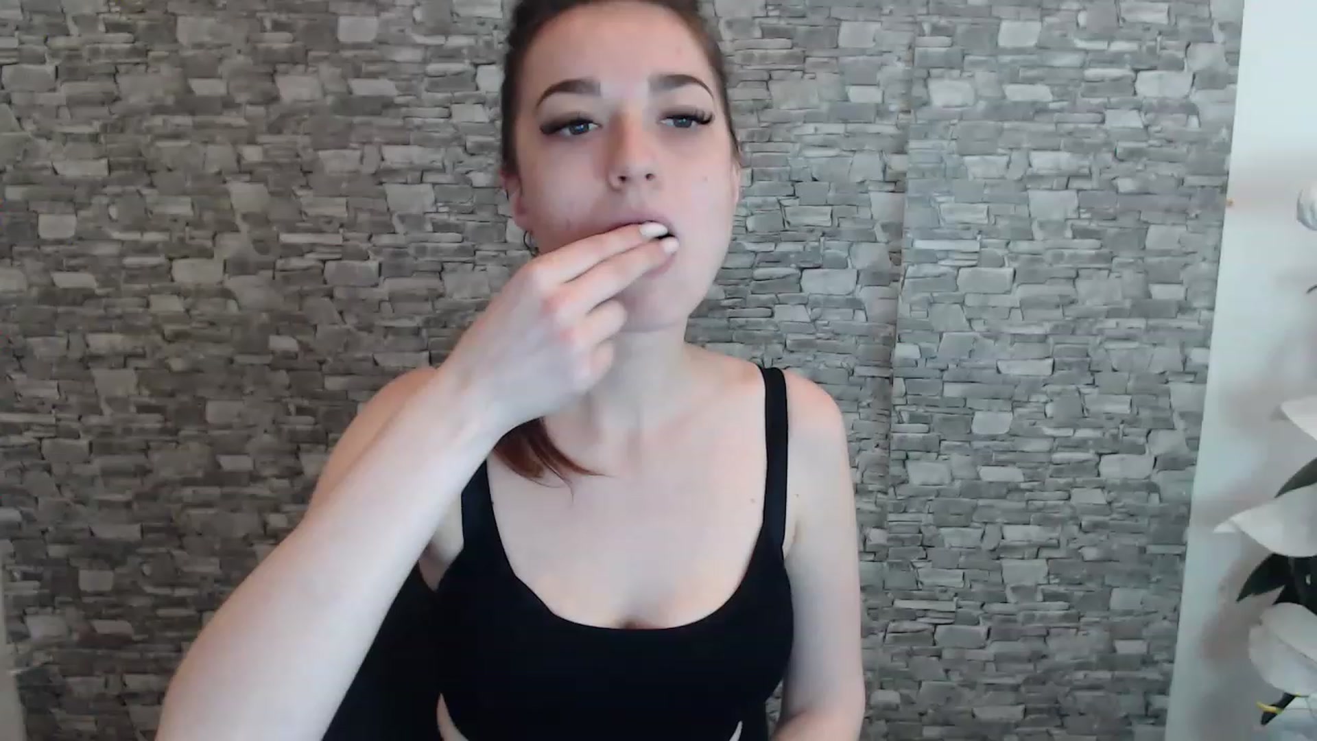 Gallery image thumbnail from Eva_Eldis's myfreecams stream on, 07/08/2023, 14:37 image 10 of 20