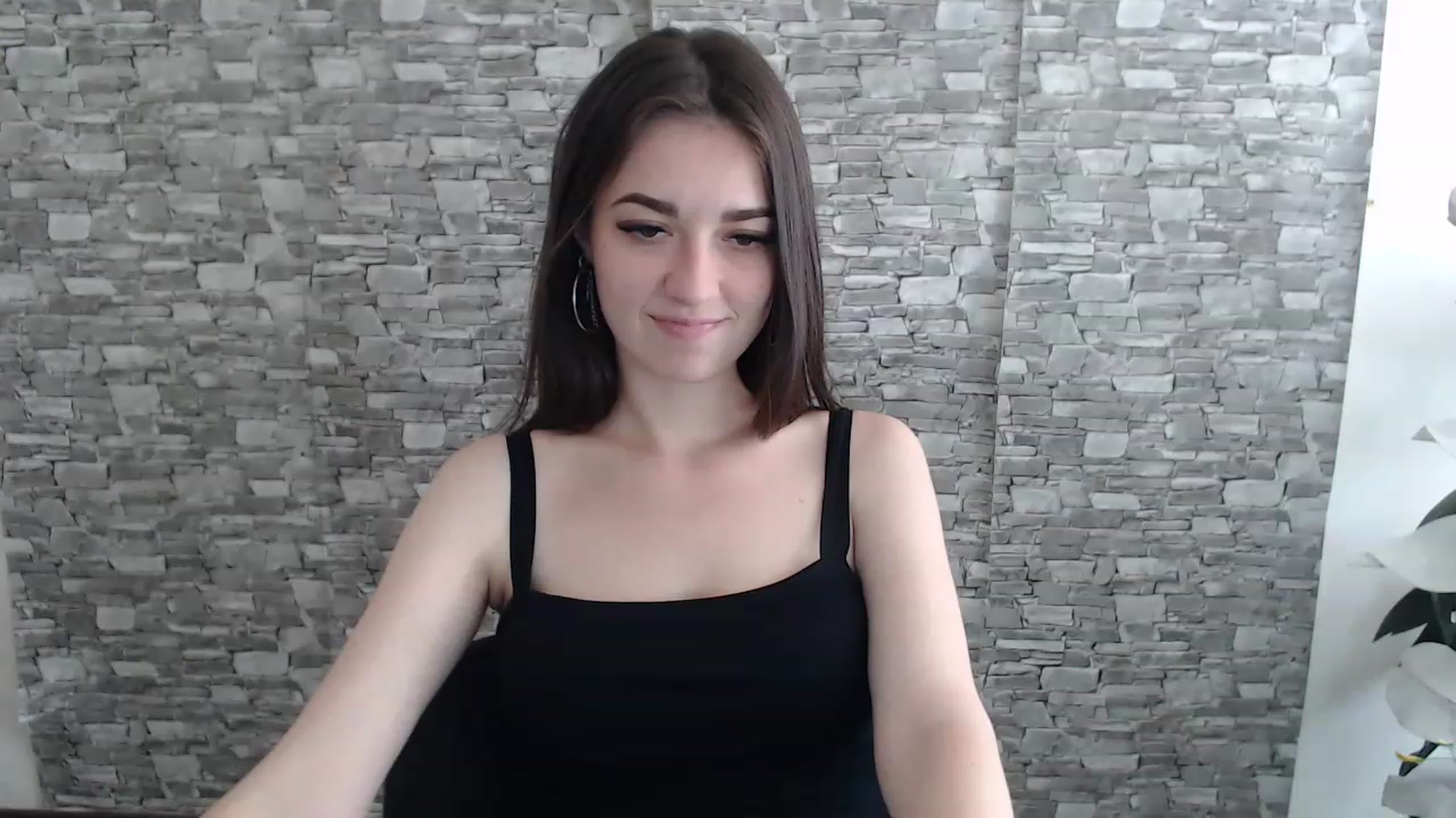Gallery image thumbnail from Eva_Eldis's myfreecams stream on, 07/09/2023, 10:01 image 7 of 20