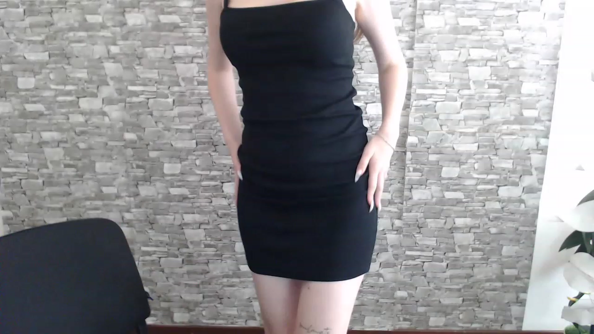 Gallery image thumbnail from Eva_Eldis's myfreecams stream on, 07/09/2023, 10:01 image 11 of 20