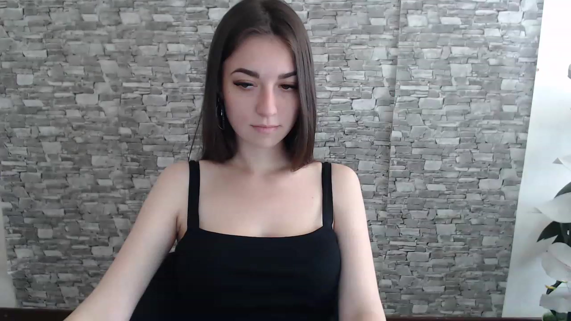 Gallery image thumbnail from Eva_Eldis's myfreecams stream on, 07/09/2023, 10:01 image 10 of 20