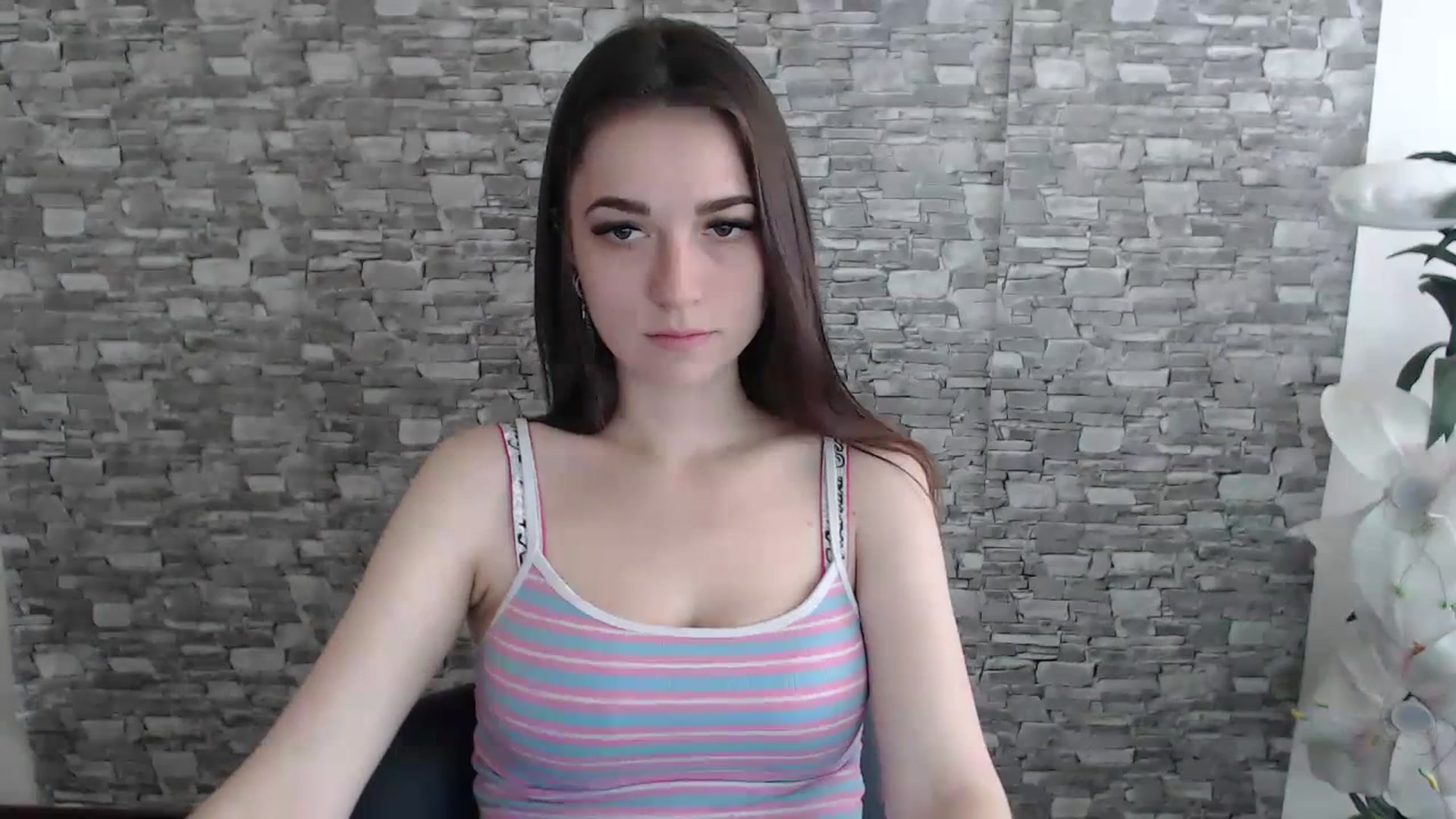 Gallery image thumbnail from Eva_Eldis's myfreecams stream on, 07/11/2023, 08:49 image 14 of 20