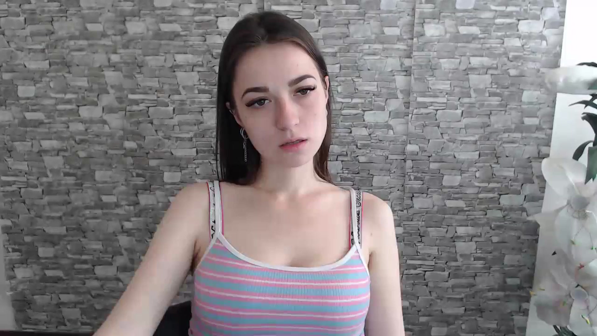 Gallery image thumbnail from Eva_Eldis's myfreecams stream on, 07/11/2023, 08:49 image 16 of 20