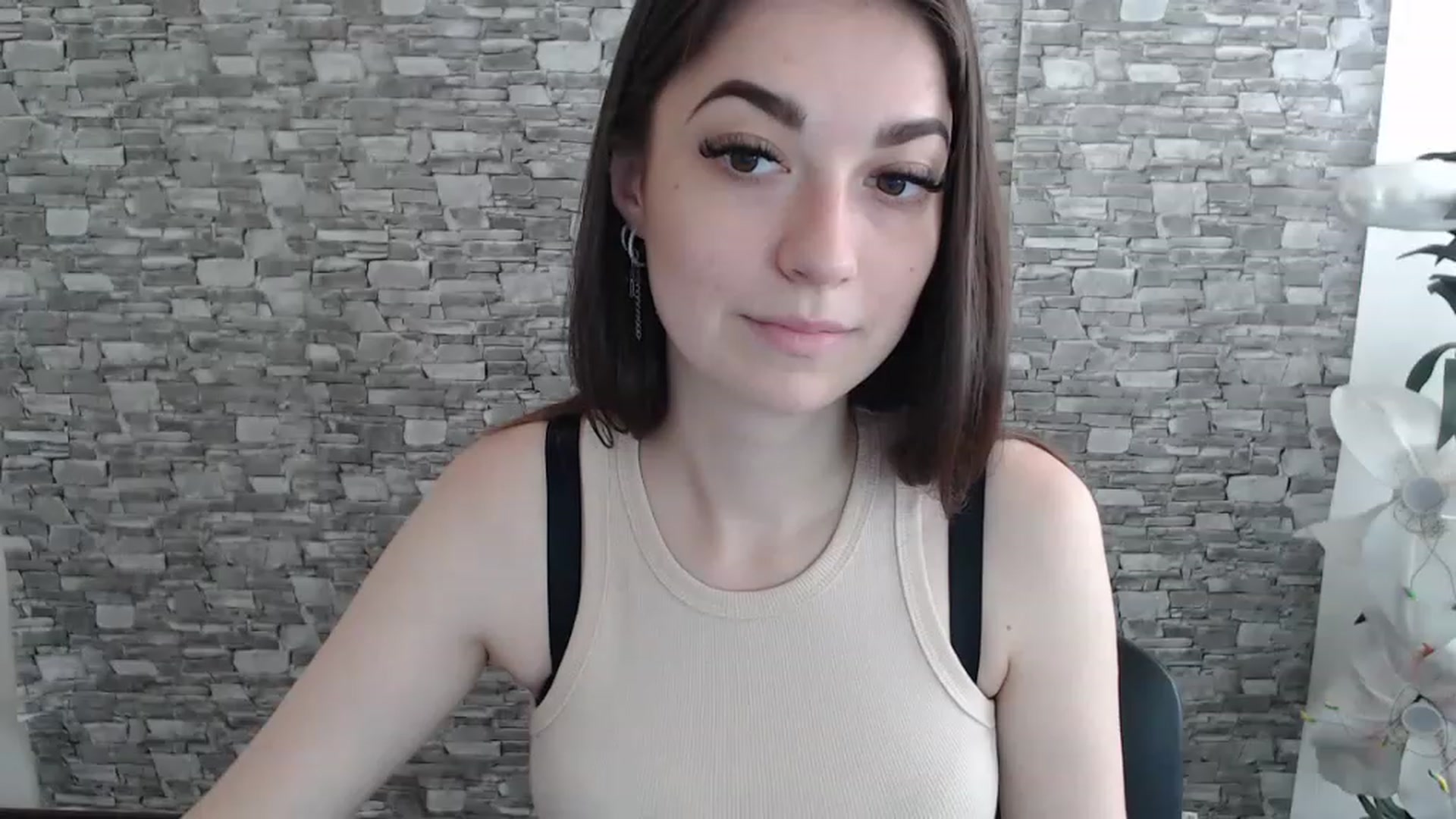 Gallery image thumbnail from Eva_Eldis's myfreecams stream on, 07/13/2023, 09:05 image 3 of 20