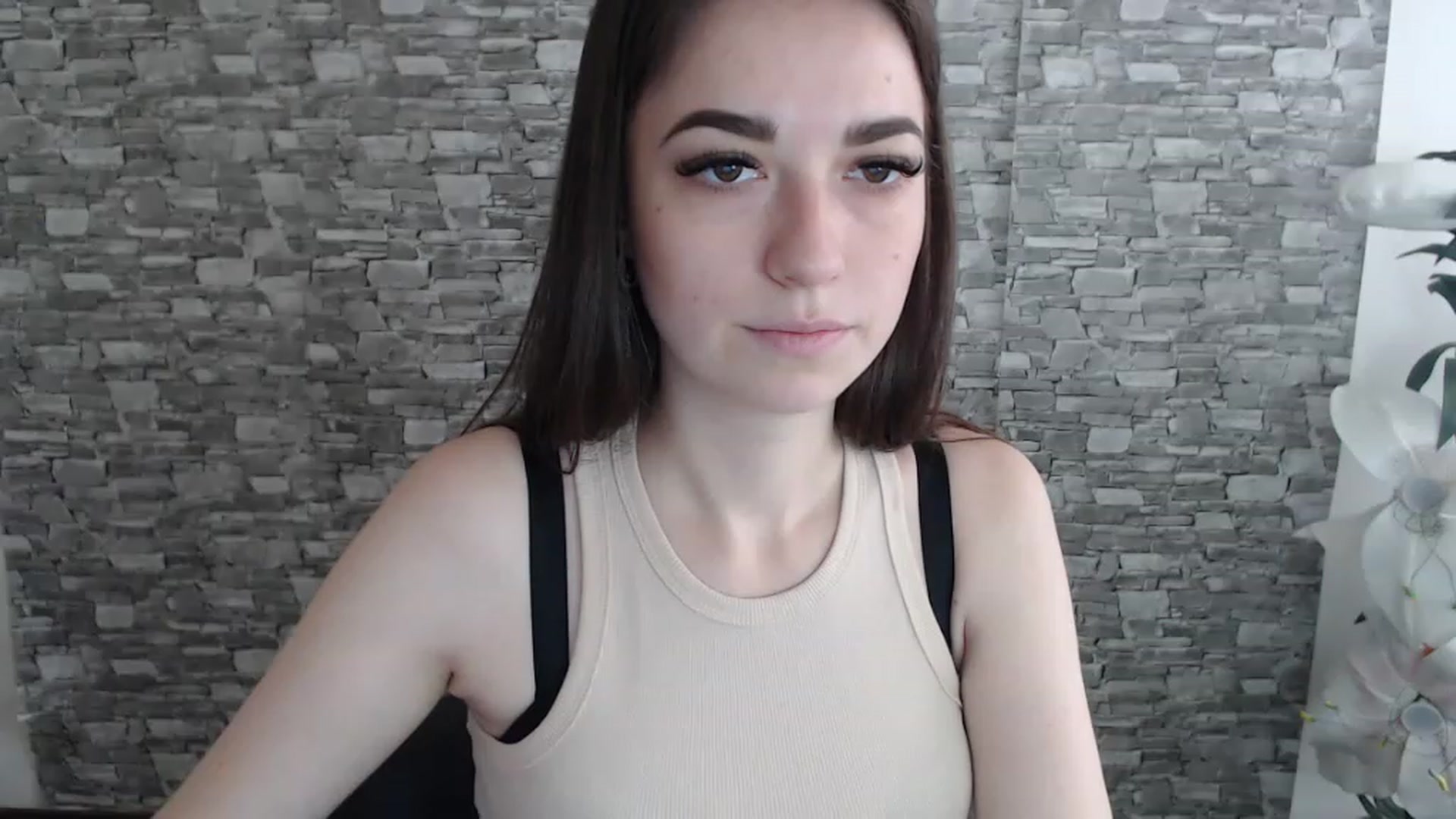 Gallery image thumbnail from Eva_Eldis's myfreecams stream on, 07/13/2023, 09:05 image 13 of 20