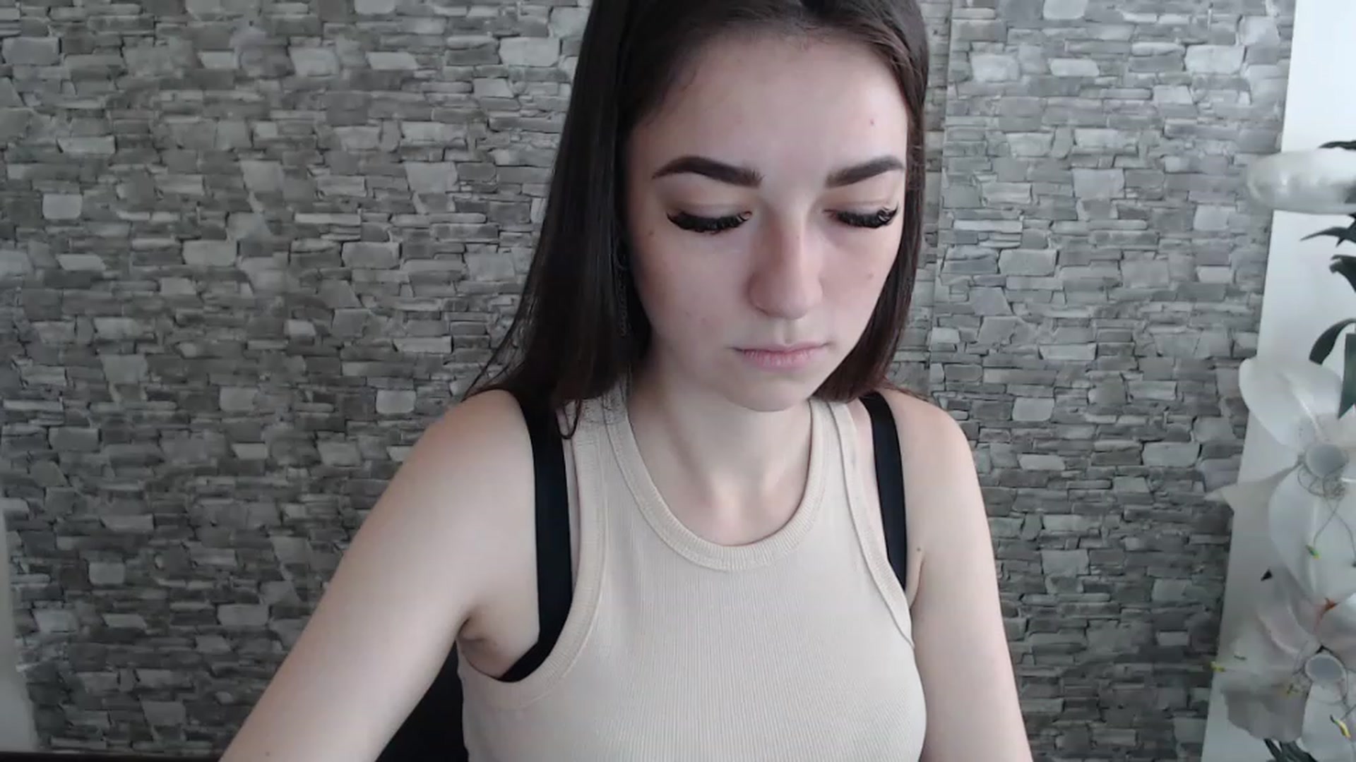 Gallery image thumbnail from Eva_Eldis's myfreecams stream on, 07/13/2023, 09:05 image 12 of 20