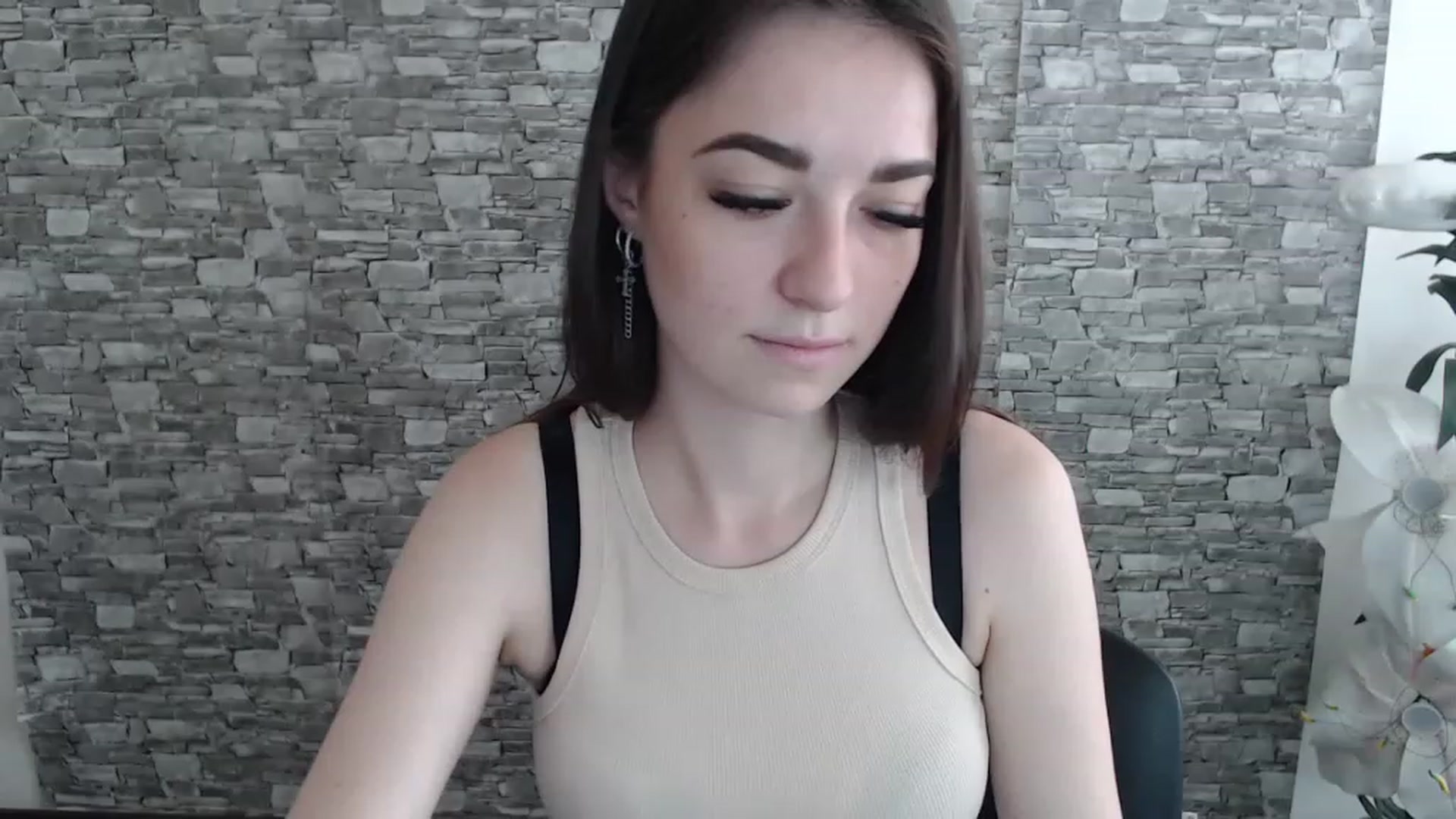 Gallery image thumbnail from Eva_Eldis's myfreecams stream on, 07/13/2023, 09:05 image 2 of 20