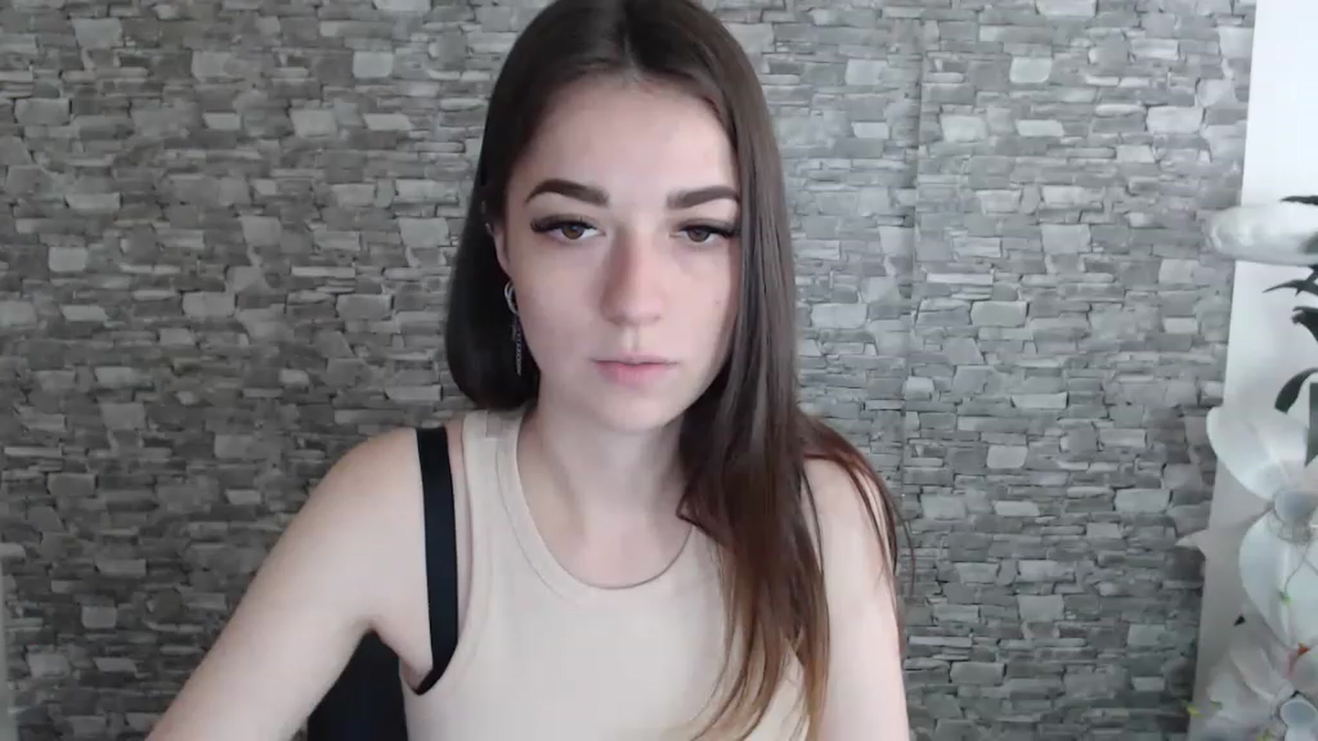 Gallery image thumbnail from Eva_Eldis's myfreecams stream on, 07/13/2023, 10:17 image 18 of 20