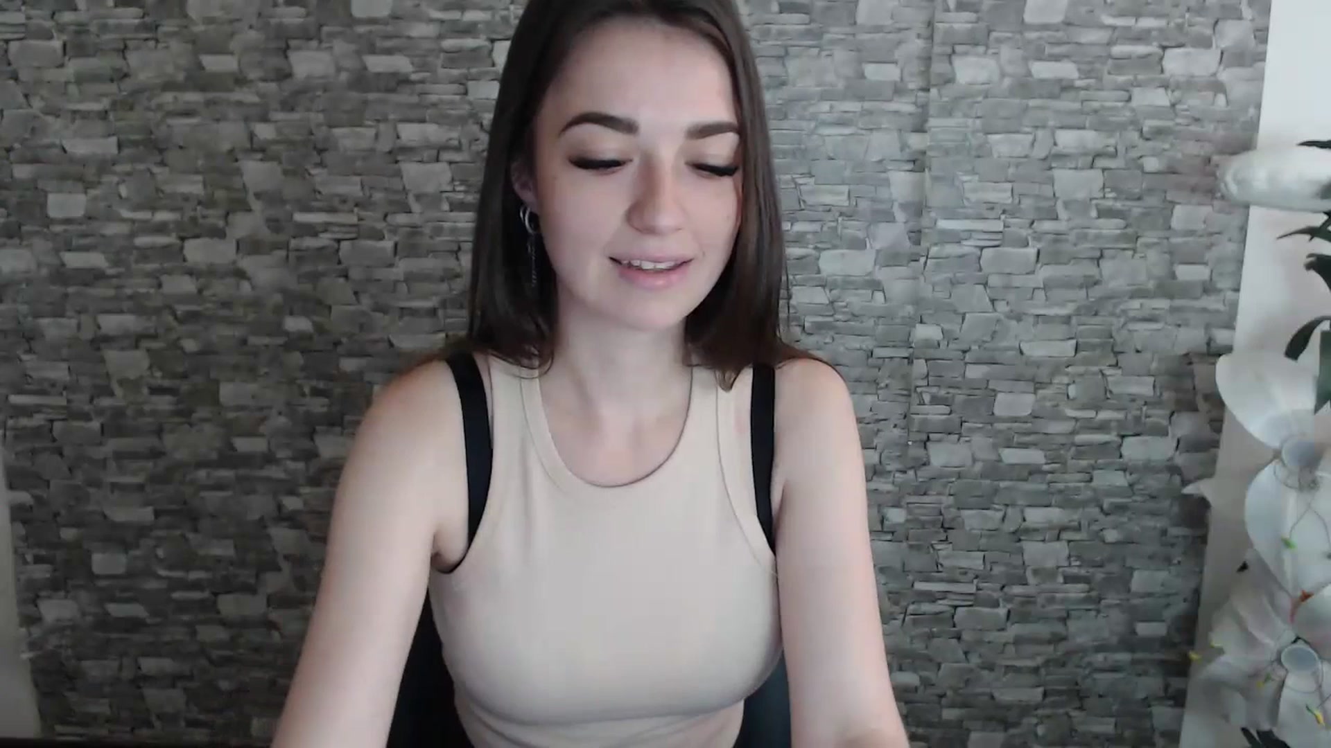 Gallery image thumbnail from Eva_Eldis's myfreecams stream on, 07/13/2023, 14:19 image 11 of 20