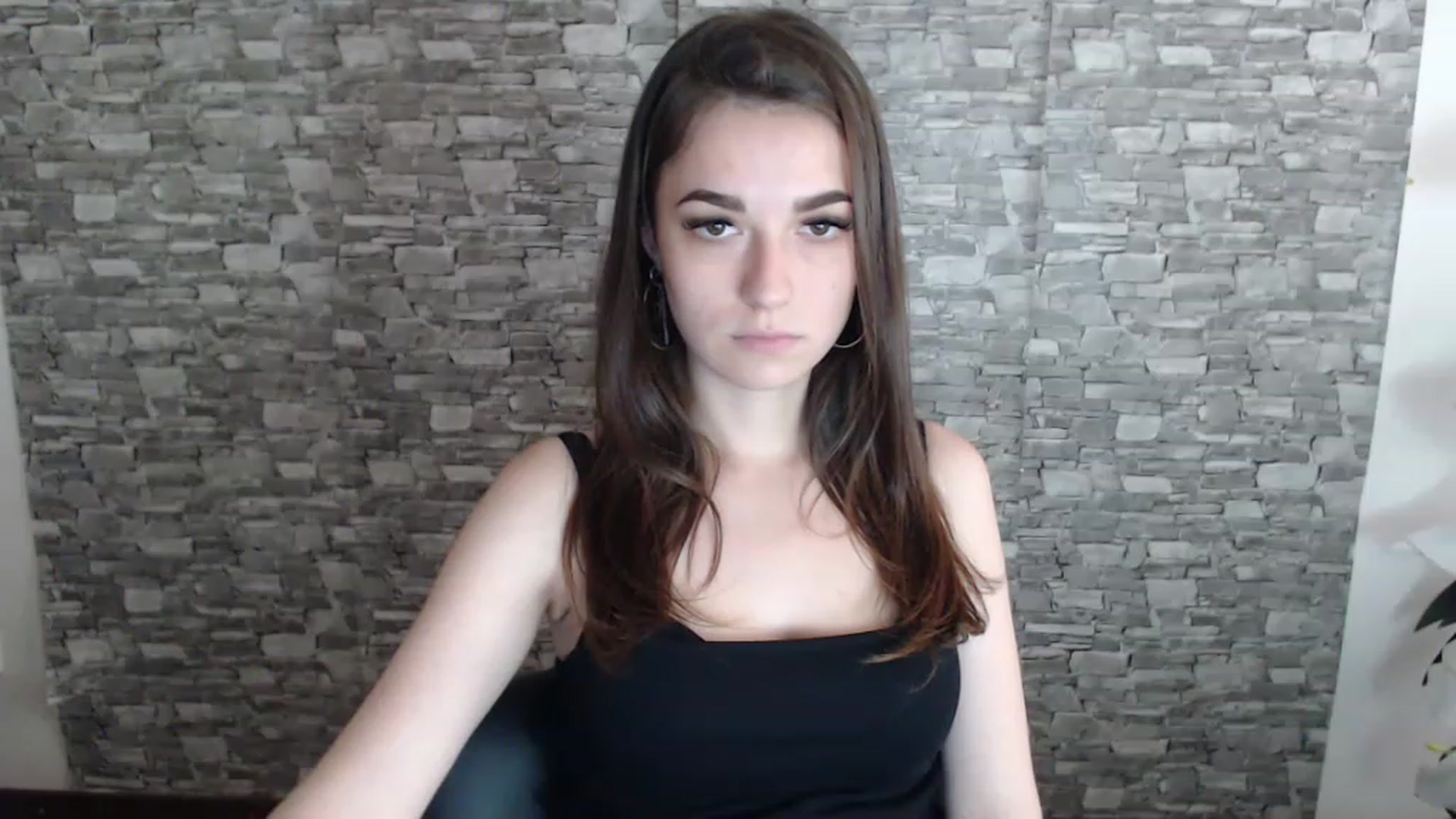 Gallery image thumbnail from Eva_Eldis's myfreecams stream on, 07/15/2023, 14:46 image 19 of 20