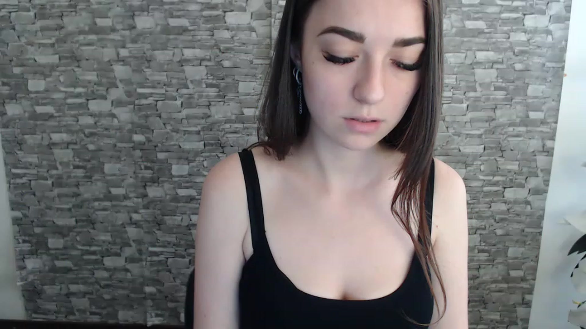 Gallery image thumbnail from Eva_Eldis's myfreecams stream on, 07/16/2023, 10:41 image 5 of 20