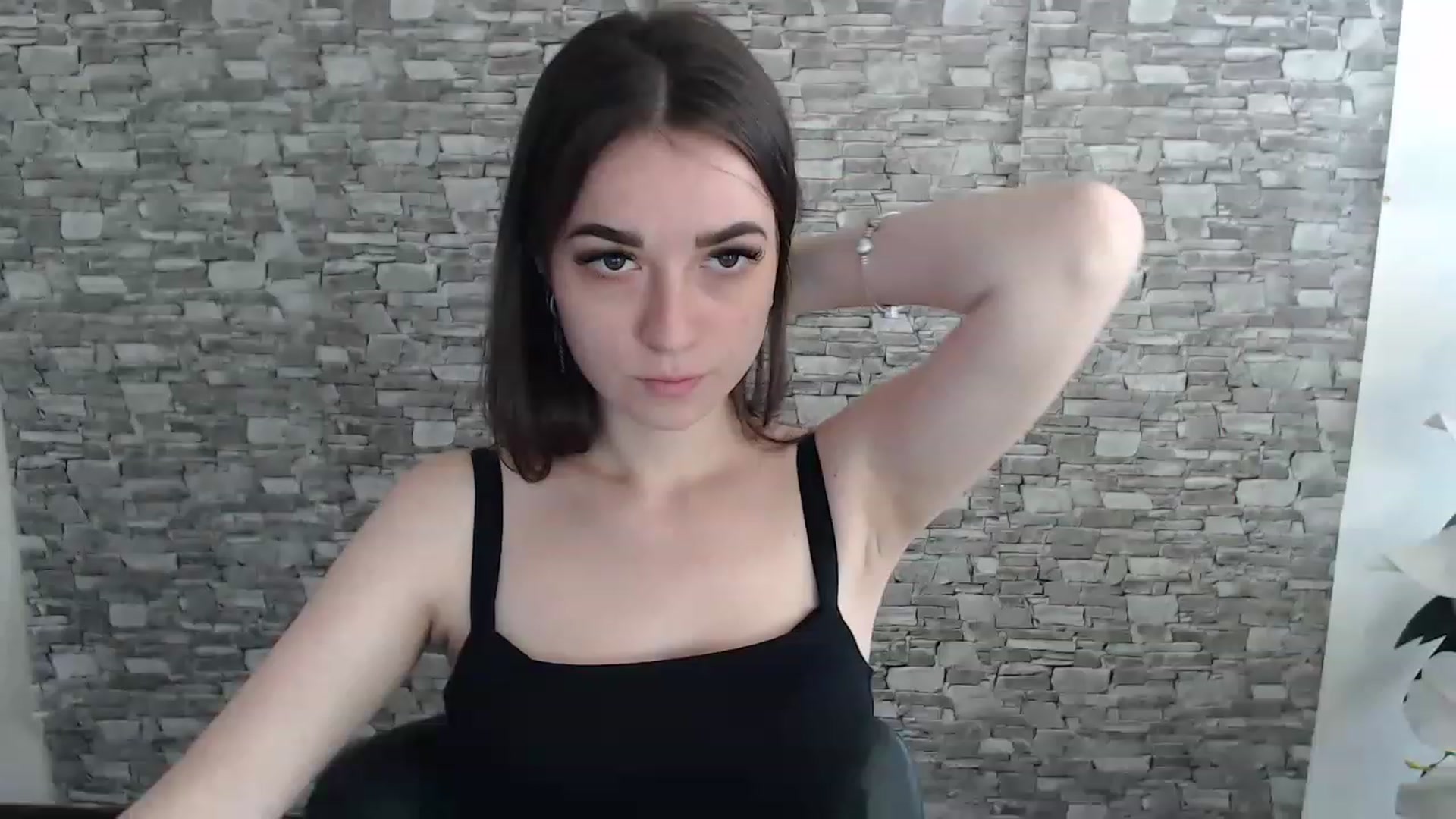 Gallery image thumbnail from Eva_Eldis's myfreecams stream on, 07/17/2023, 10:06 image 6 of 20
