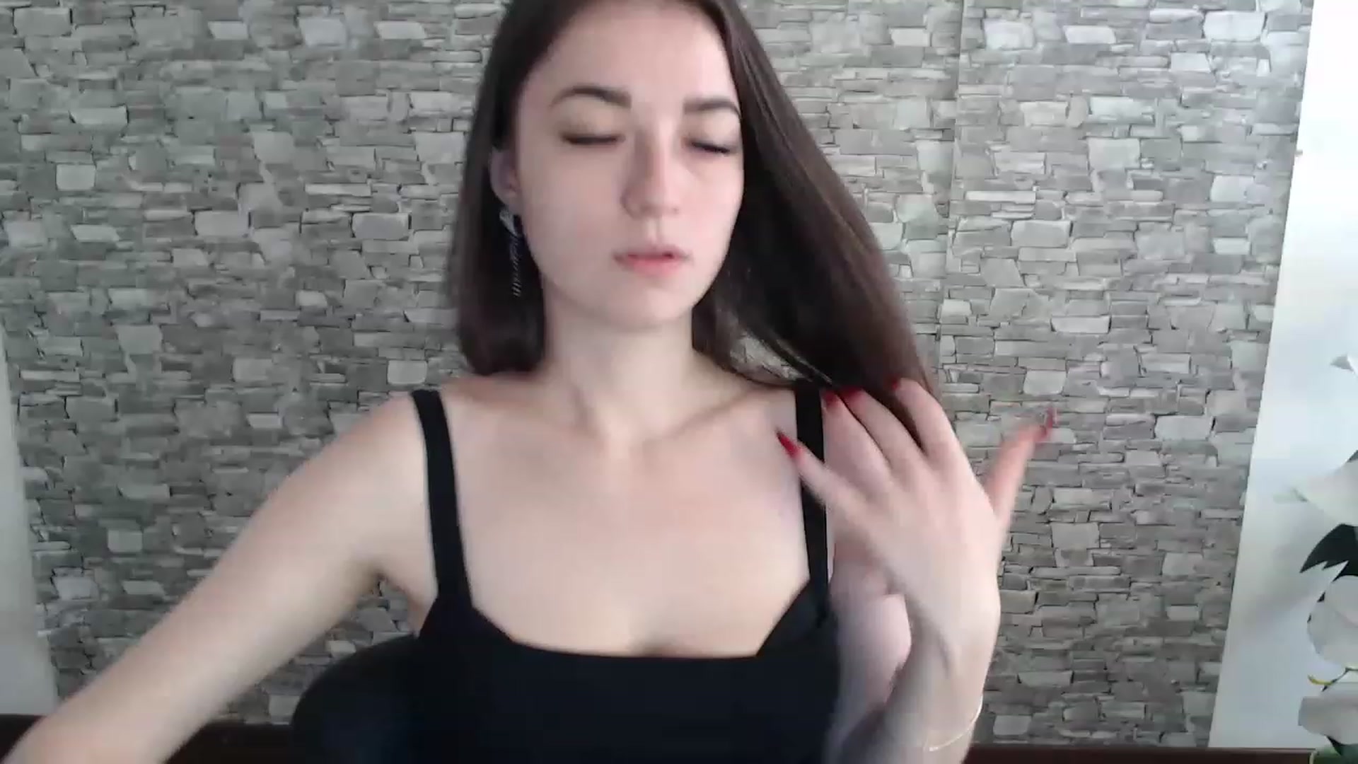 Gallery image thumbnail from Eva_Eldis's myfreecams stream on, 07/17/2023, 10:06 image 4 of 20