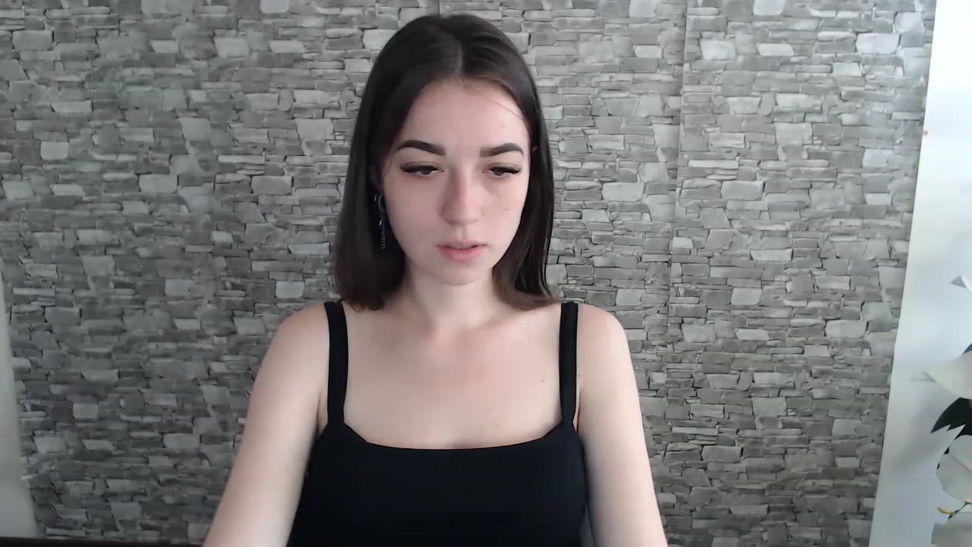 Gallery image thumbnail from Eva_Eldis's myfreecams stream on, 07/17/2023, 10:06 image 7 of 20