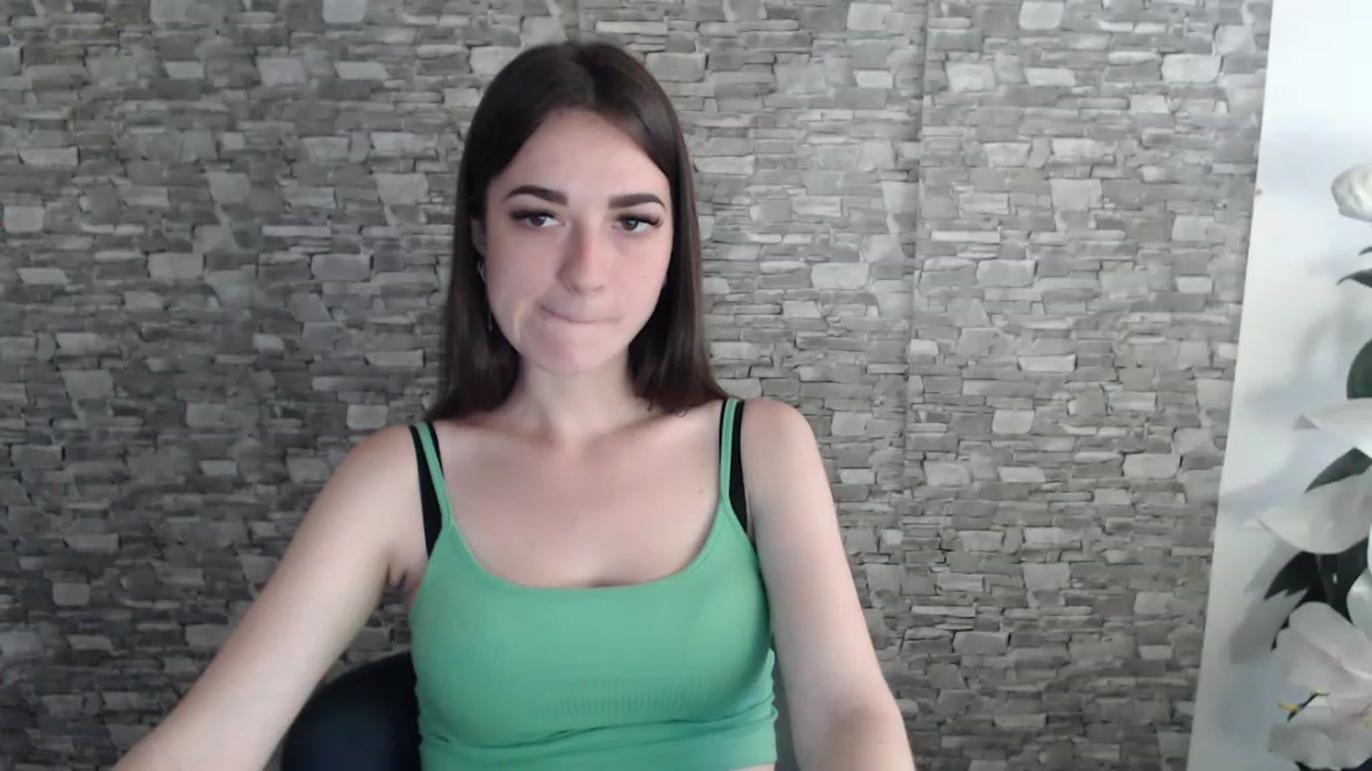 Gallery image thumbnail from Eva_Eldis's myfreecams stream on, 07/18/2023, 13:34 image 17 of 20