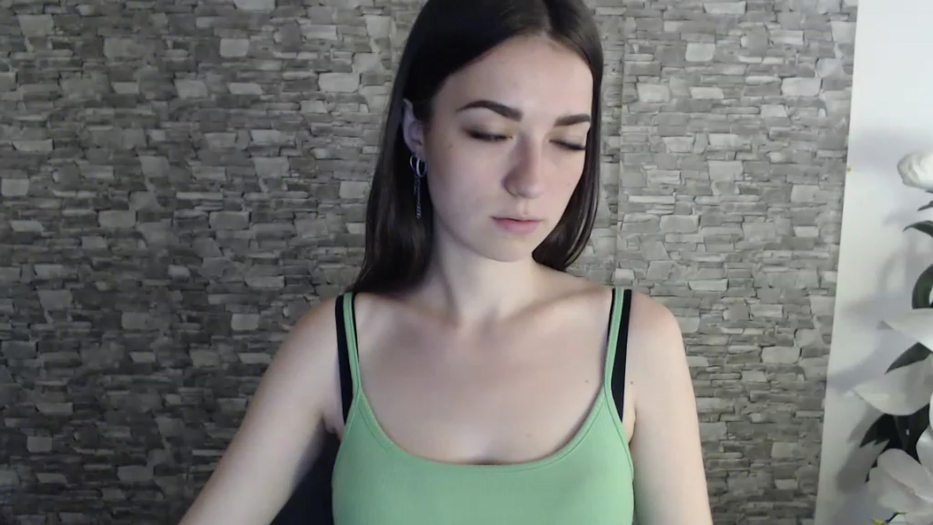 Gallery image thumbnail from Eva_Eldis's myfreecams stream on, 07/18/2023, 14:59 image 9 of 20