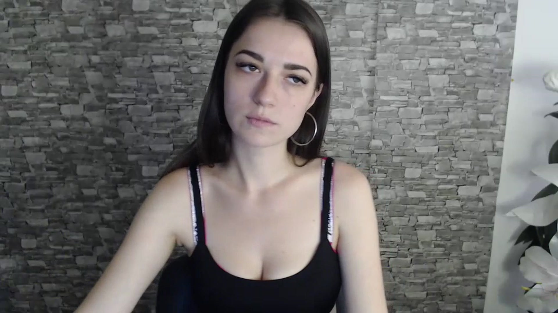 Gallery image thumbnail from Eva_Eldis's myfreecams stream on, 07/19/2023, 15:50 image 7 of 20