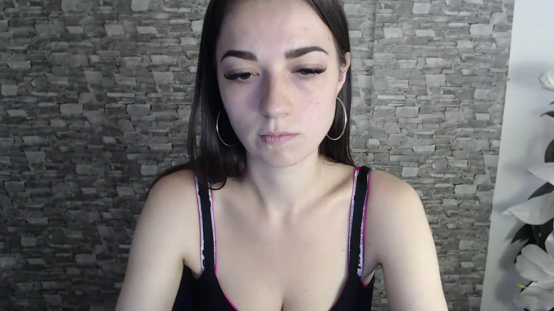Gallery image thumbnail from Eva_Eldis's myfreecams stream on, 07/19/2023, 15:50 image 6 of 20