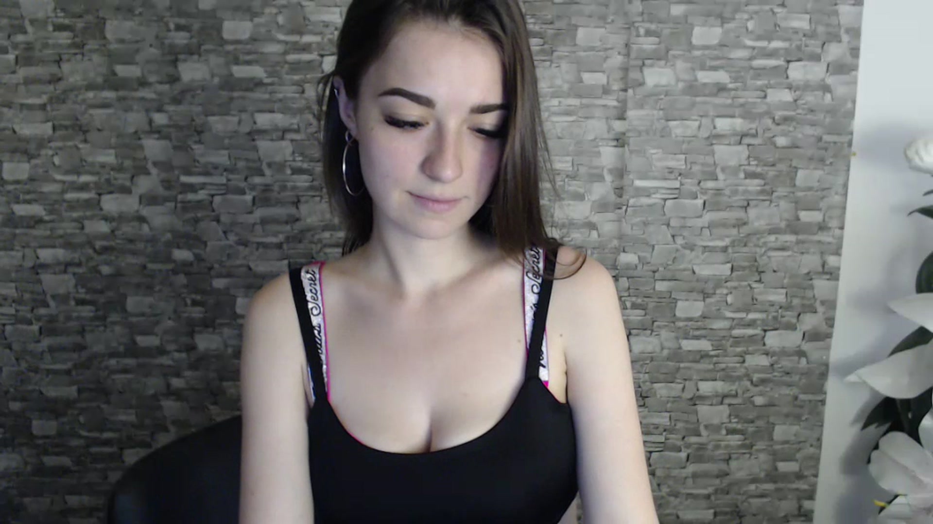 Gallery image thumbnail from Eva_Eldis's myfreecams stream on, 07/19/2023, 15:50 image 20 of 20