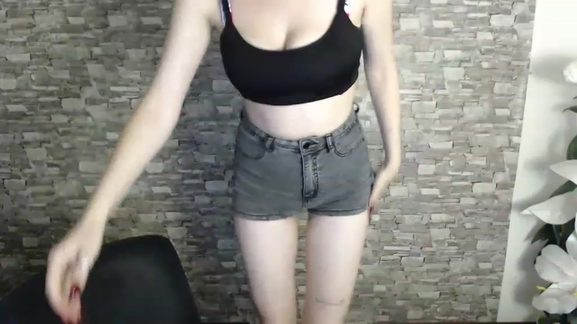 Gallery image thumbnail from Eva_Eldis's myfreecams stream on, 07/19/2023, 17:49 image 20 of 20