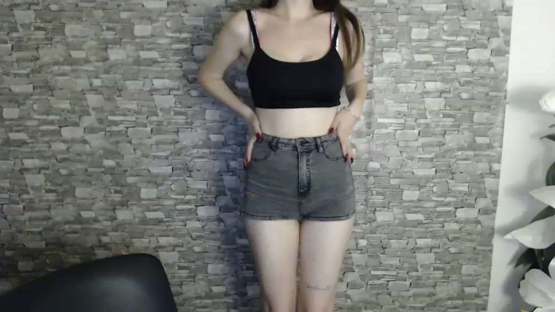 Gallery image thumbnail from Eva_Eldis's myfreecams stream on, 07/19/2023, 17:49 image 5 of 20