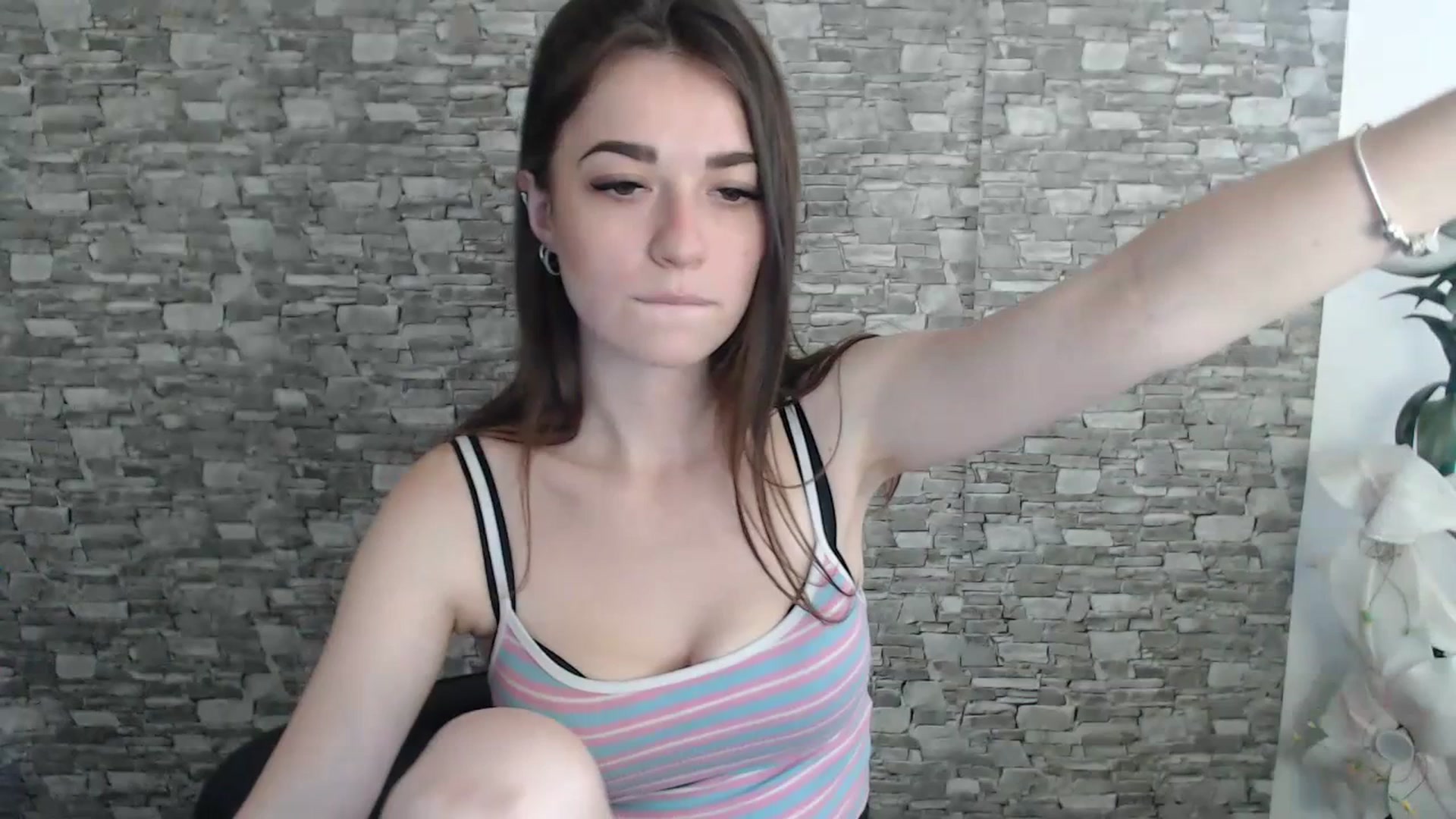 Gallery image thumbnail from Eva_Eldis's myfreecams stream on, 07/21/2023, 11:19 image 20 of 20