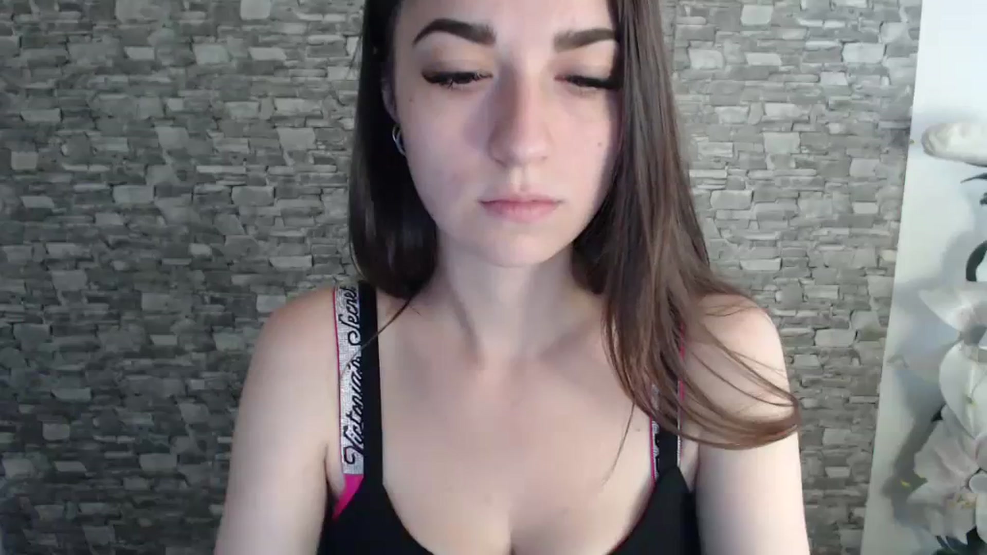 Gallery image thumbnail from Eva_Eldis's myfreecams stream on, 07/22/2023, 13:53 image 2 of 20