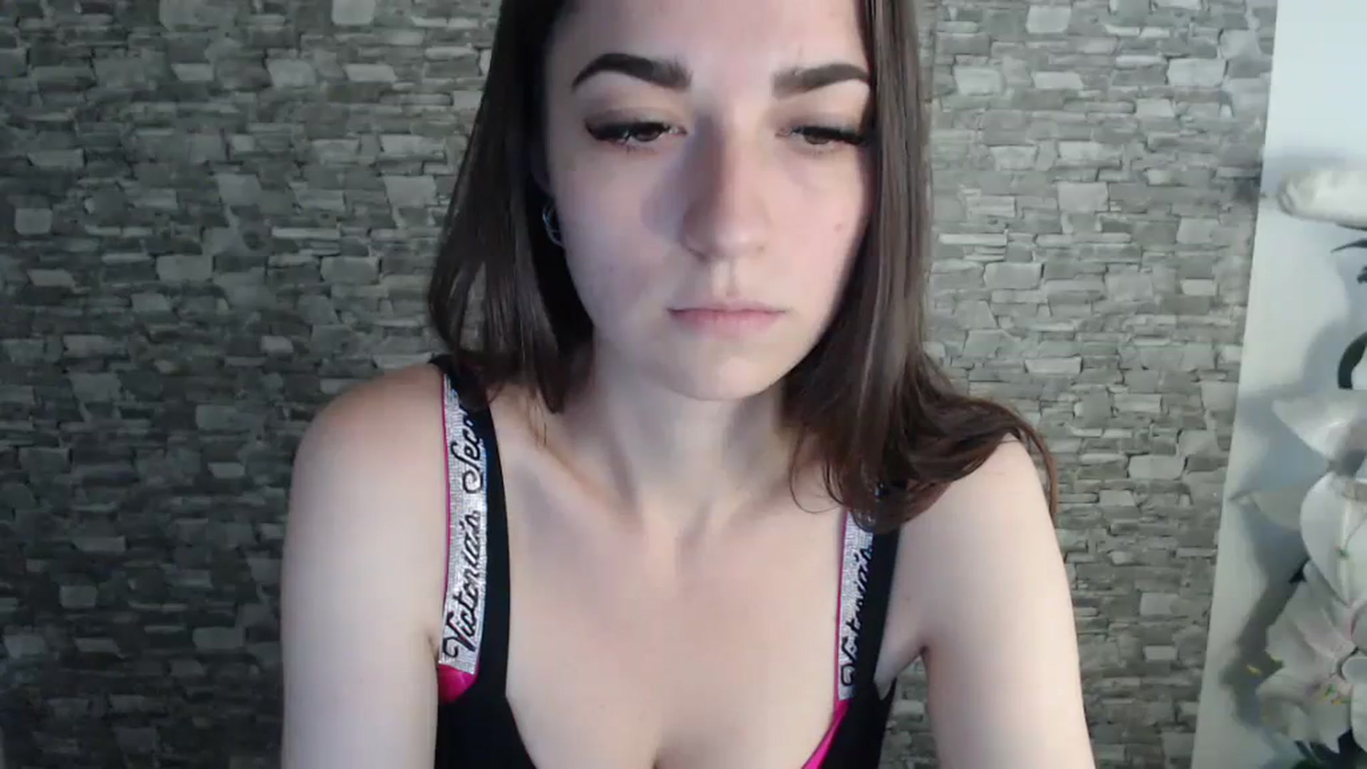 Gallery image thumbnail from Eva_Eldis's myfreecams stream on, 07/22/2023, 14:19 image 12 of 20