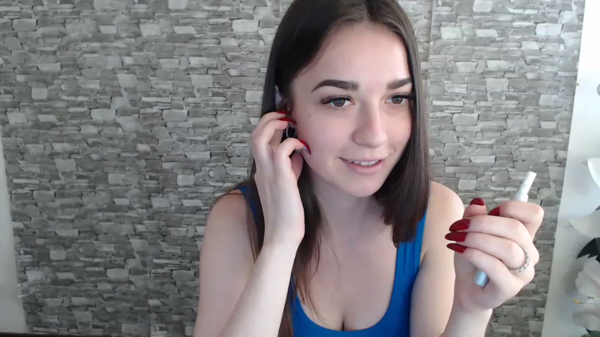 Gallery image thumbnail from Eva_Eldis's myfreecams stream on, 07/26/2023, 10:25 image 12 of 20