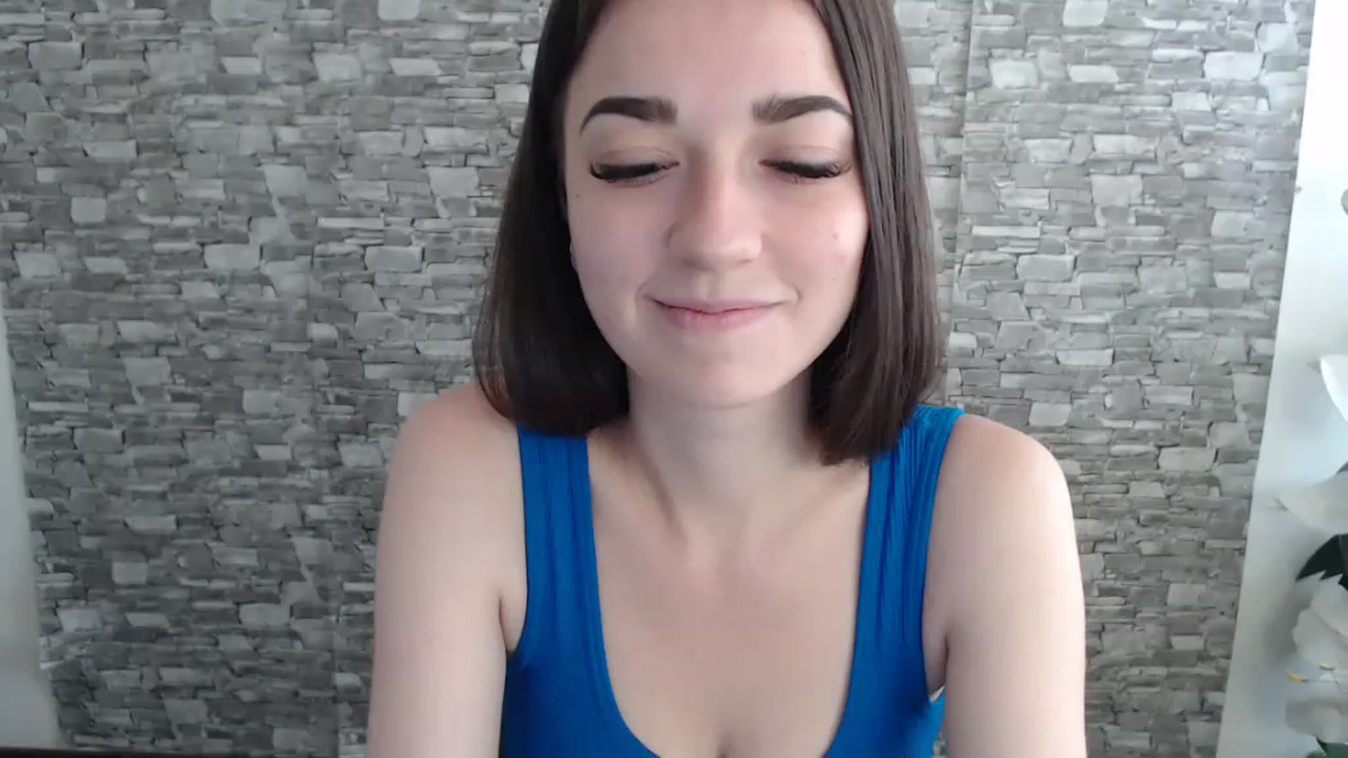 Gallery image thumbnail from Eva_Eldis's myfreecams stream on, 07/26/2023, 10:25 image 5 of 20