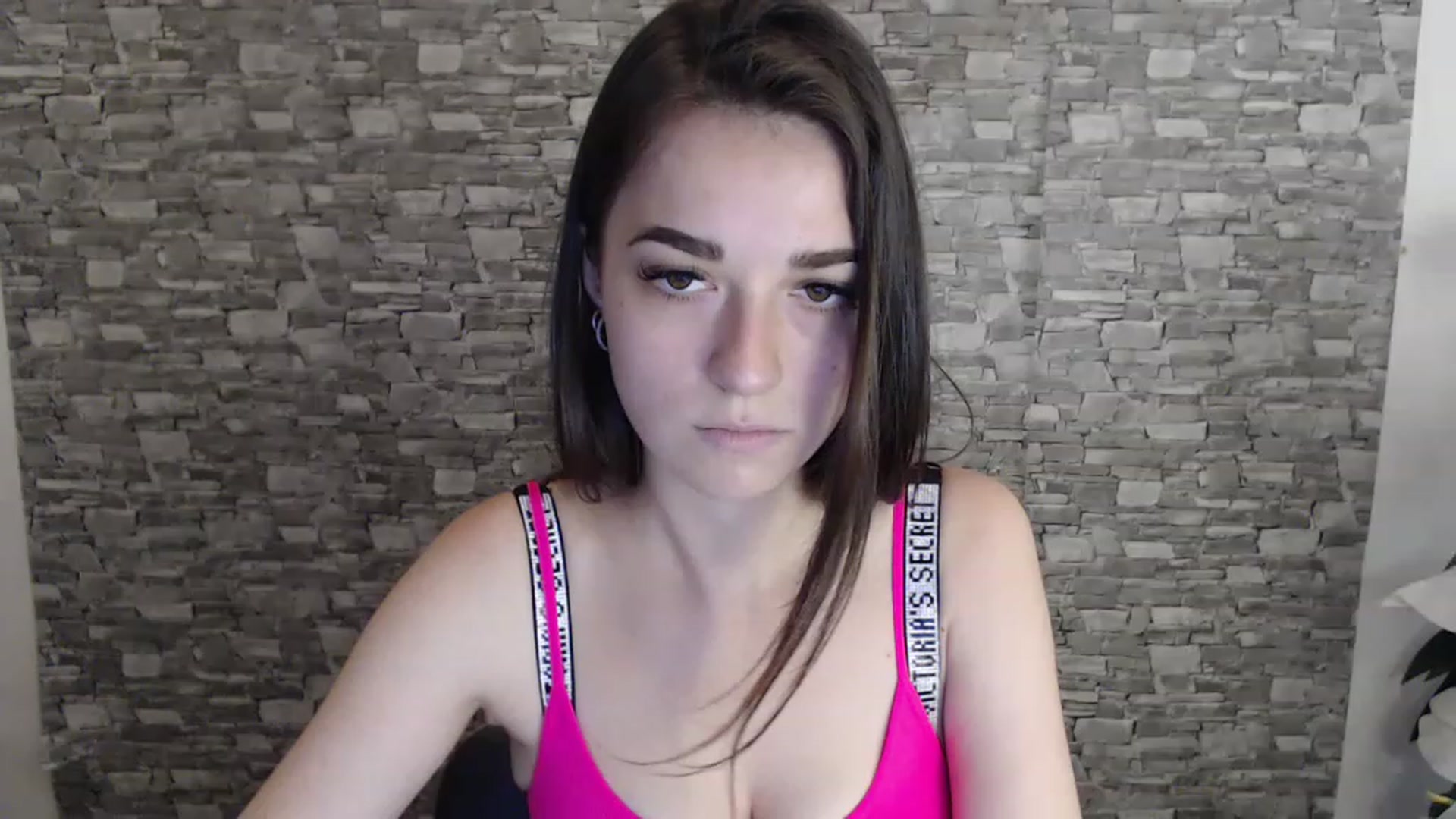 Gallery image thumbnail from Eva_Eldis's myfreecams stream on, 07/27/2023, 14:34 image 17 of 20
