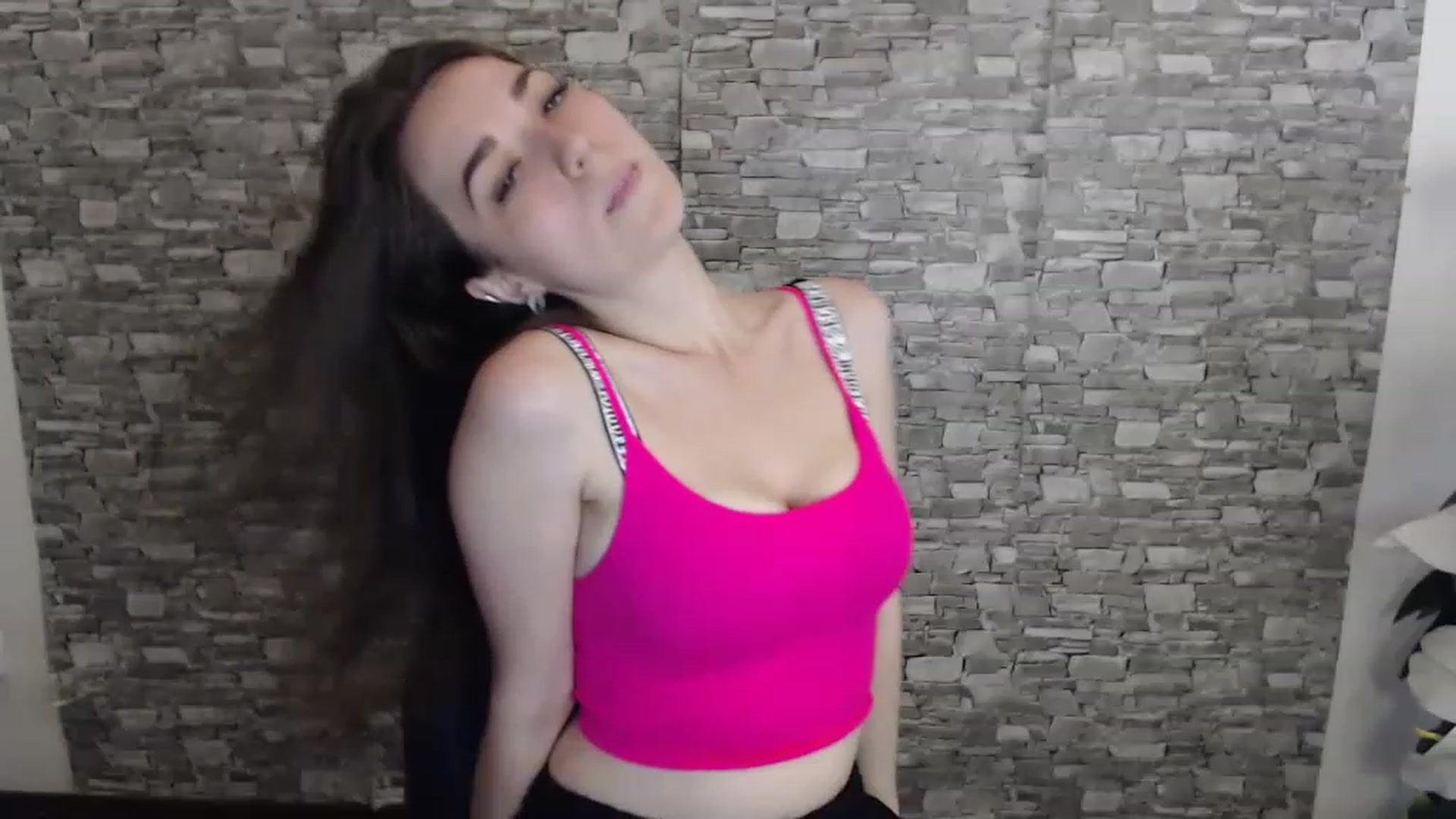 Gallery image thumbnail from Eva_Eldis's myfreecams stream on, 07/27/2023, 16:09 image 17 of 20