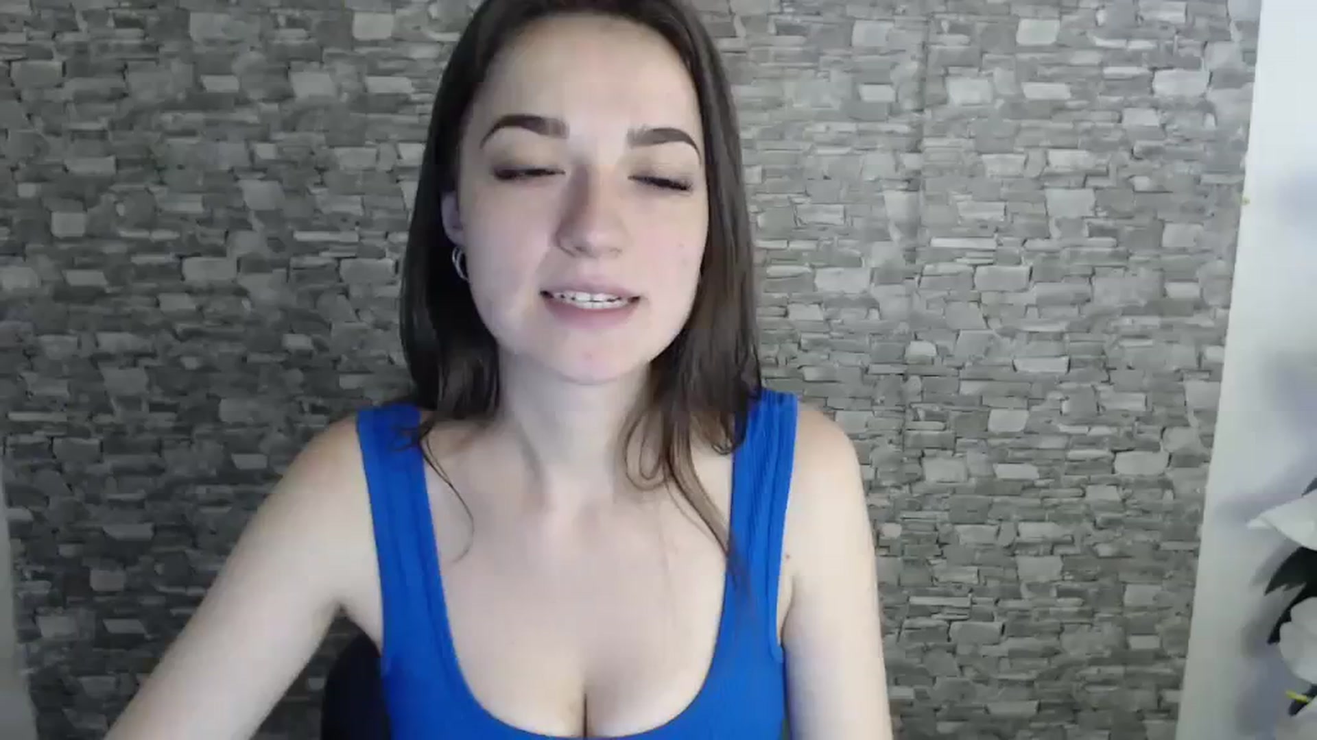Gallery image thumbnail from Eva_Eldis's myfreecams stream on, 07/29/2023, 12:22 image 6 of 20