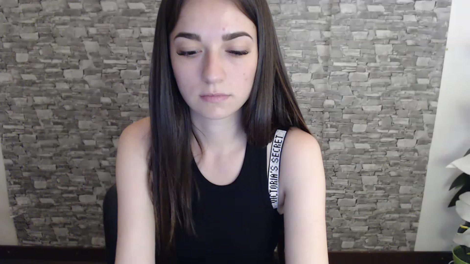 Gallery image thumbnail from Eva_Eldis's myfreecams stream on, 07/30/2023, 16:08 image 14 of 20
