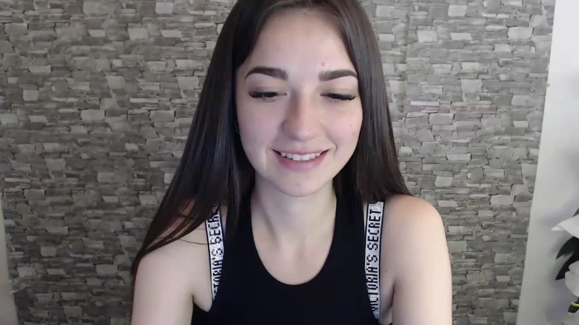 Gallery image thumbnail from Eva_Eldis's myfreecams stream on, 07/30/2023, 16:08 image 2 of 20