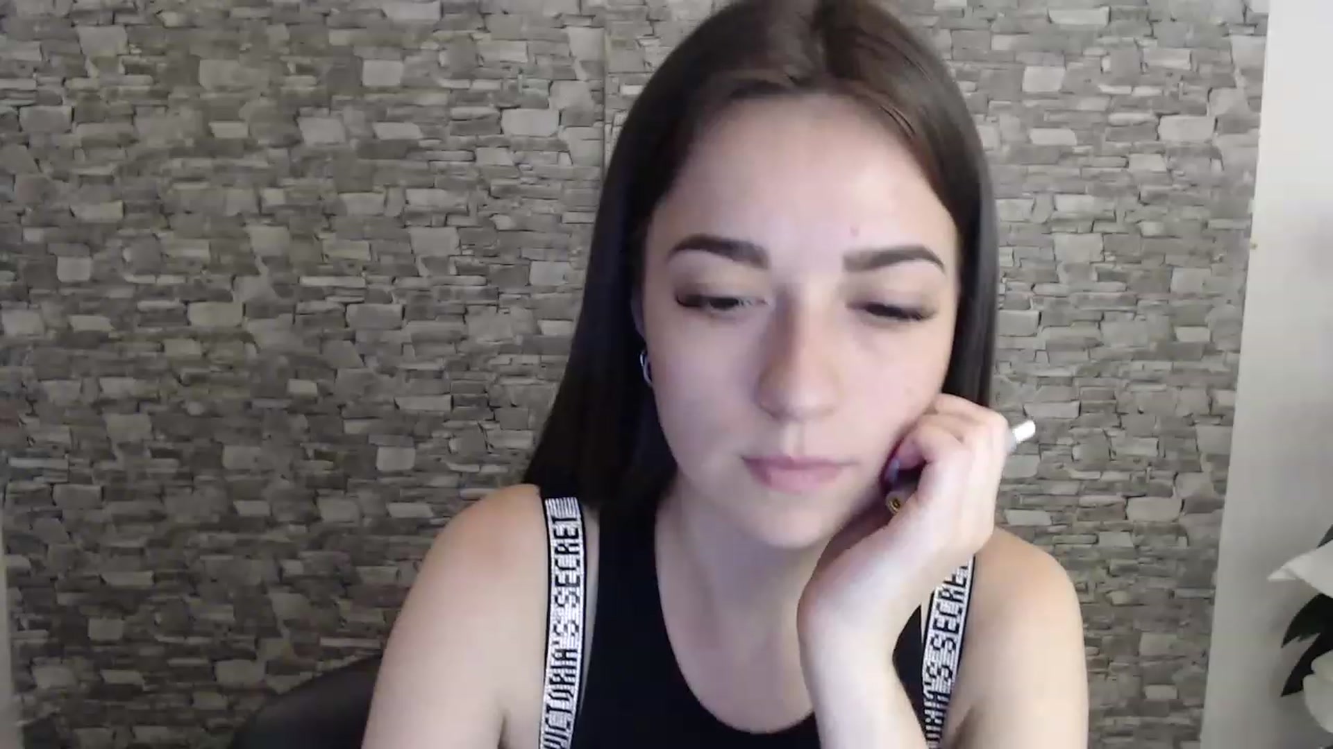 Gallery image thumbnail from Eva_Eldis's myfreecams stream on, 07/30/2023, 16:57 image 20 of 20
