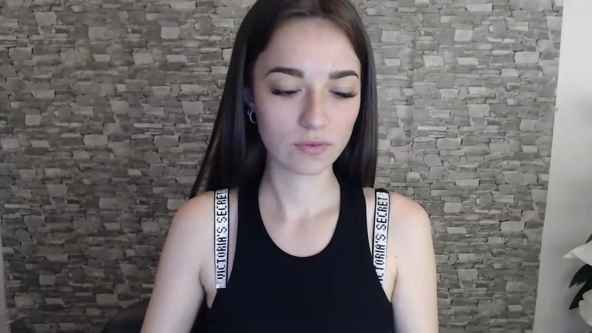 Gallery image thumbnail from Eva_Eldis's myfreecams stream on, 07/30/2023, 16:57 image 17 of 20